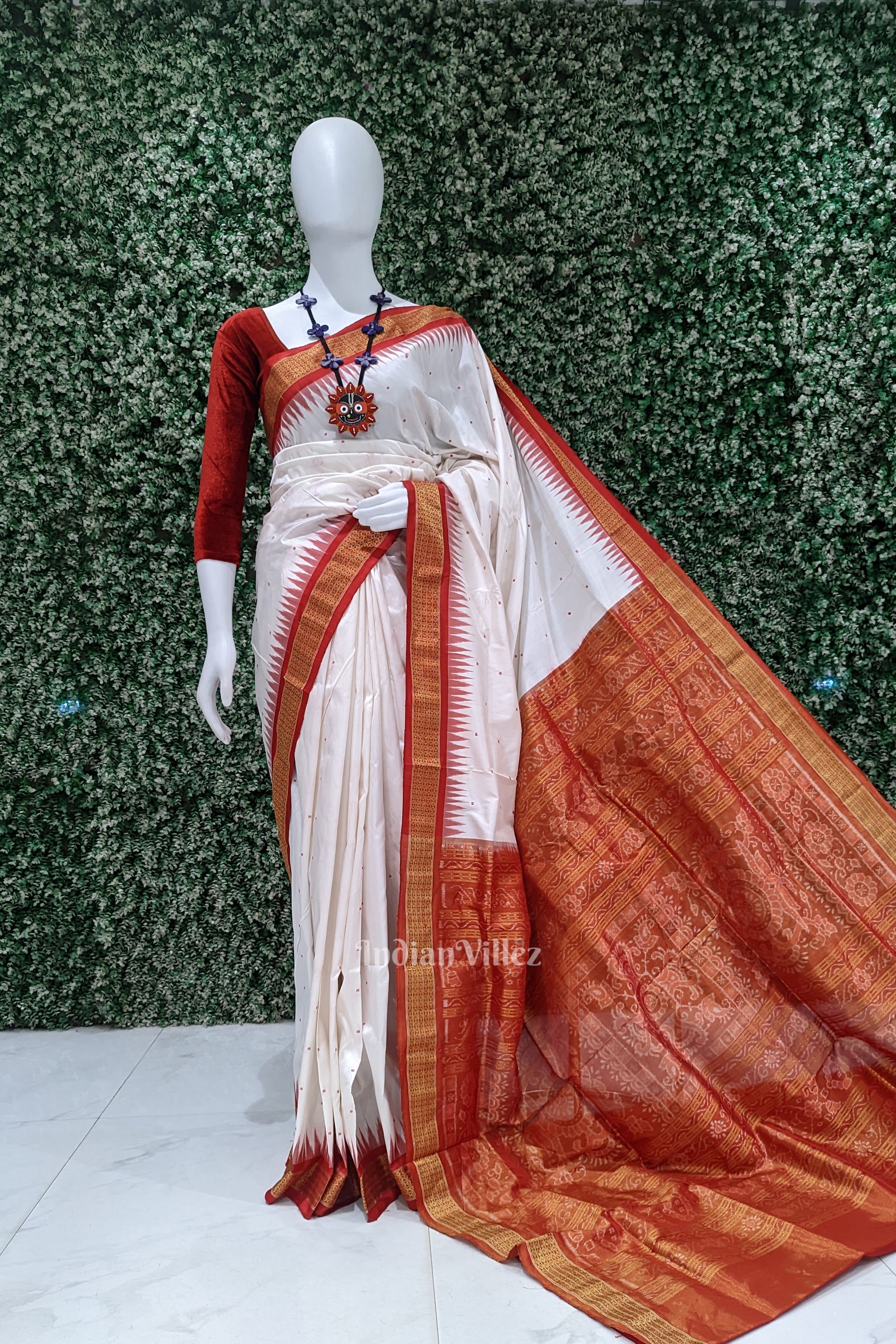 White Red Bomkai Sambalpuri Ikat Tissue Saree