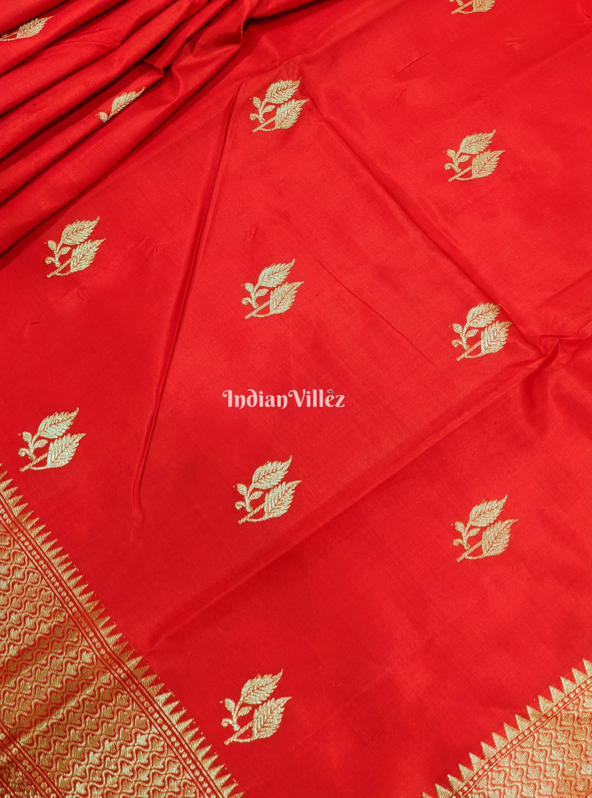 Red Leaf Motif Designer Katan Silk Banarasi Saree