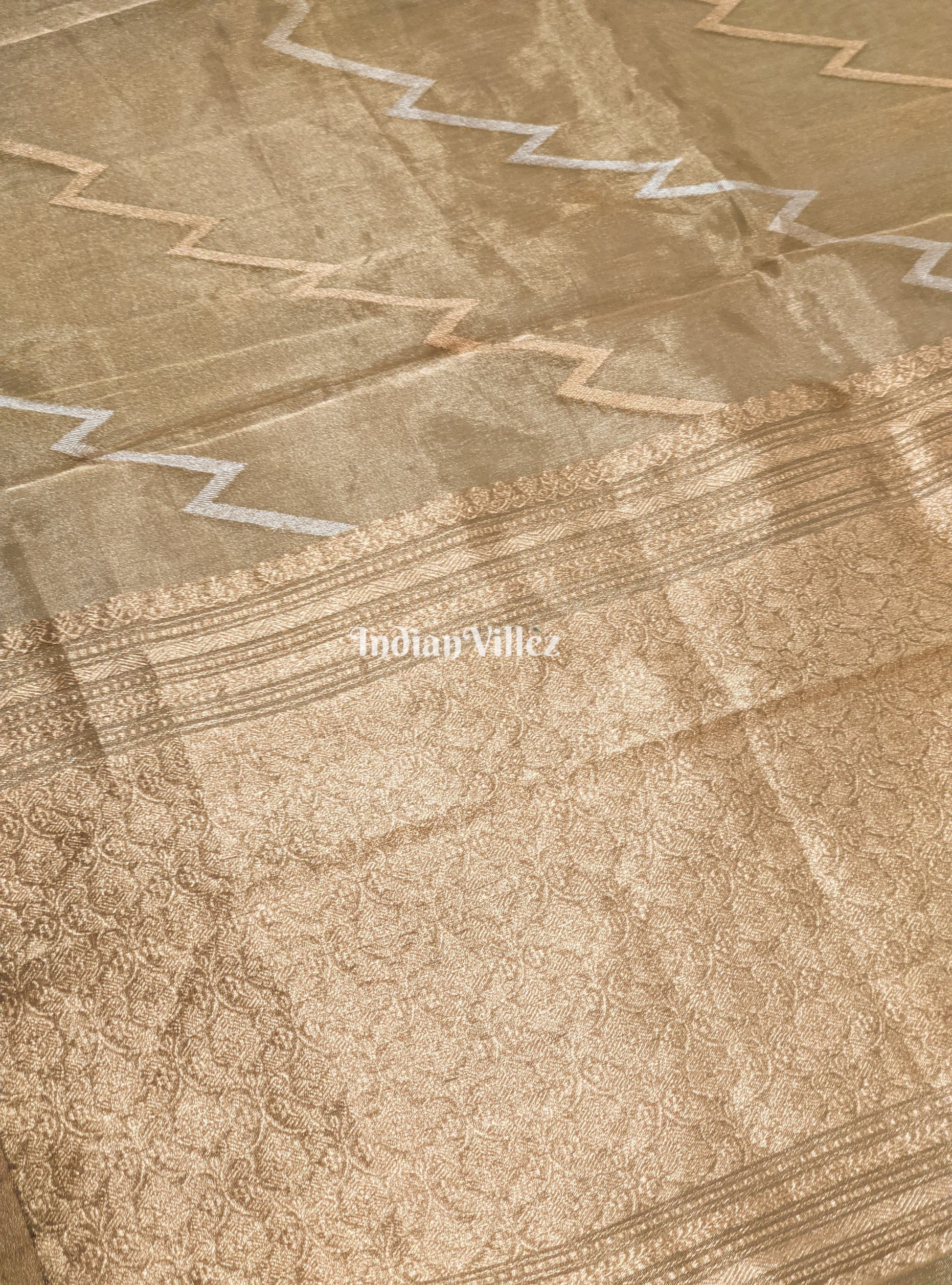 Golden Zari Woven Banarasi Tissue Saree