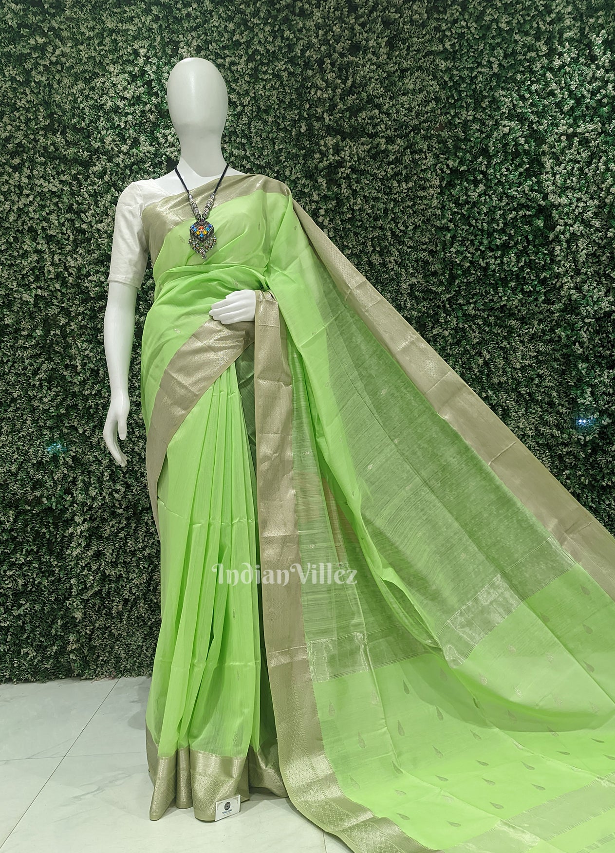 Parrot Green  Maheshwari Handloom Cotton*Silk Saree