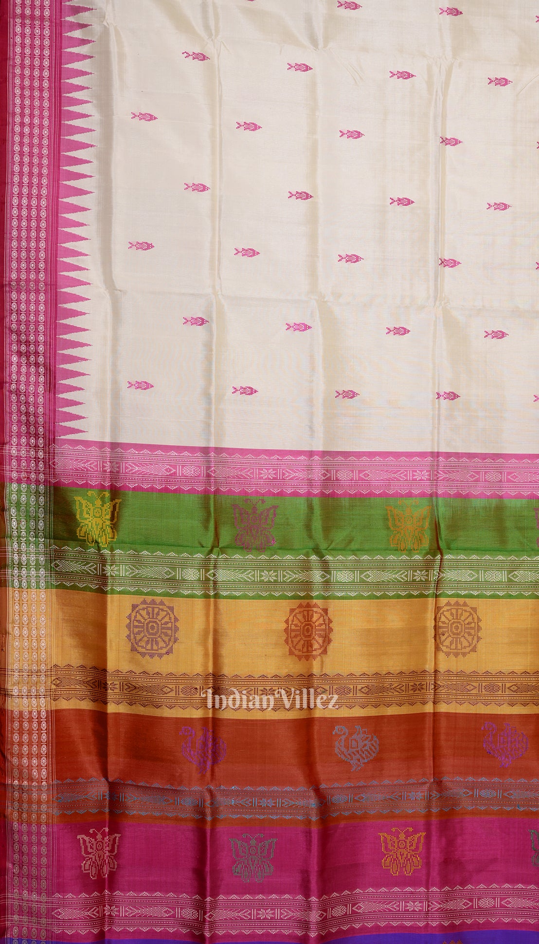 Off White Fish Motif Double Pallu Berhampuri Patta Saree