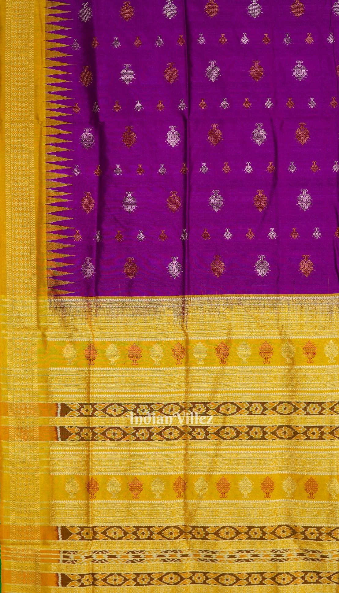 Magenta Banyan Tree Motif Sambalpuri Silk Saree