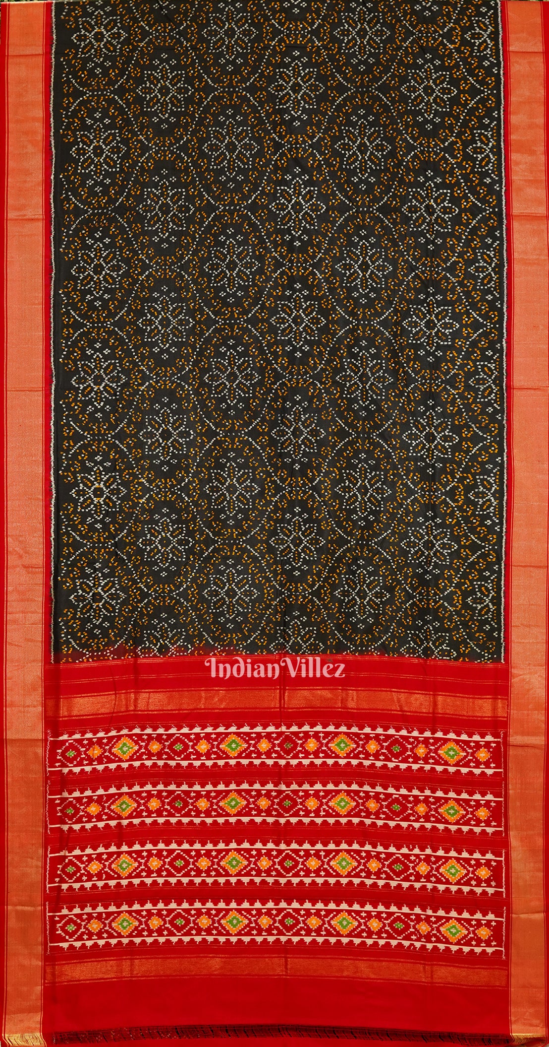 Black Red Floral Motif Pochampally Ikat Handloom Silk Saree