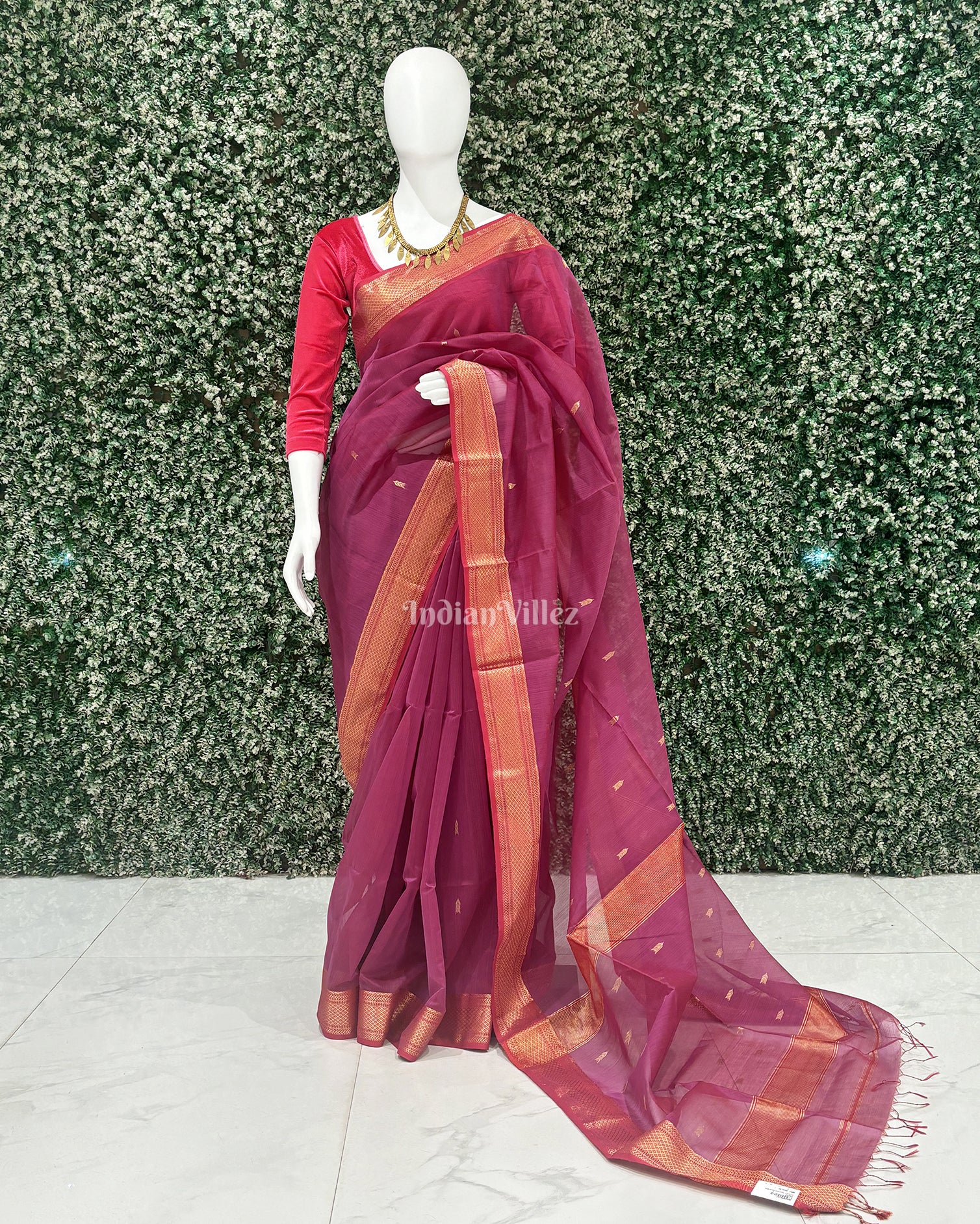 Magenta Butta Design Maheshwari Handloom Cotton*Silk Saree