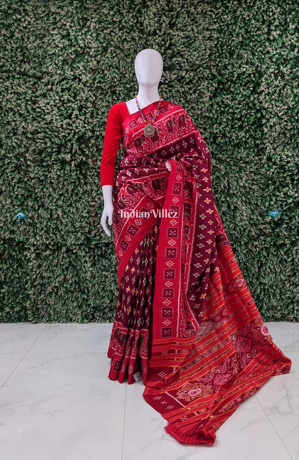 Red Pasapali Odisha Ikat Contemporary Silk Saree