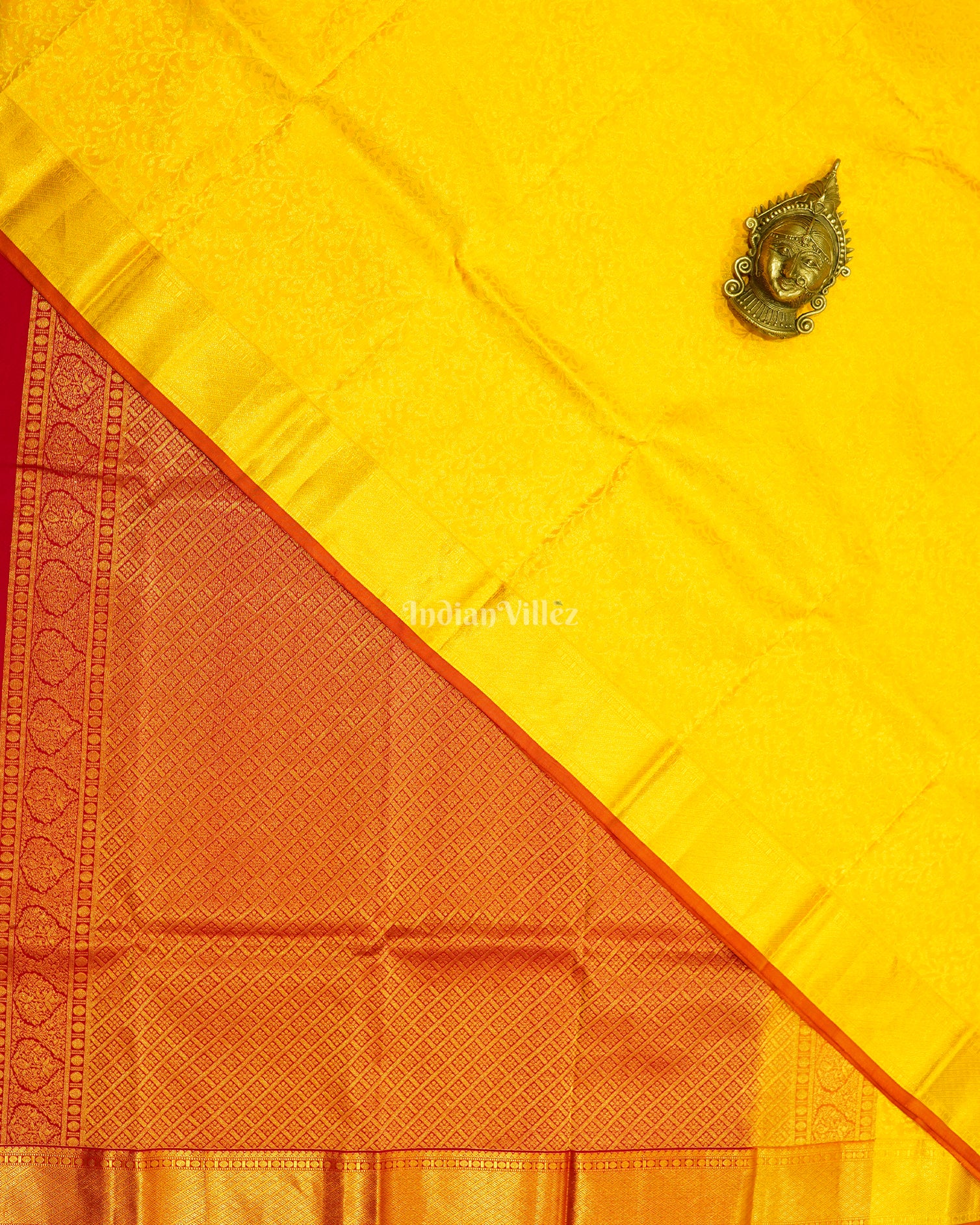 Golden Yellow Flower Motif Pure Kanjivaram Silk Saree