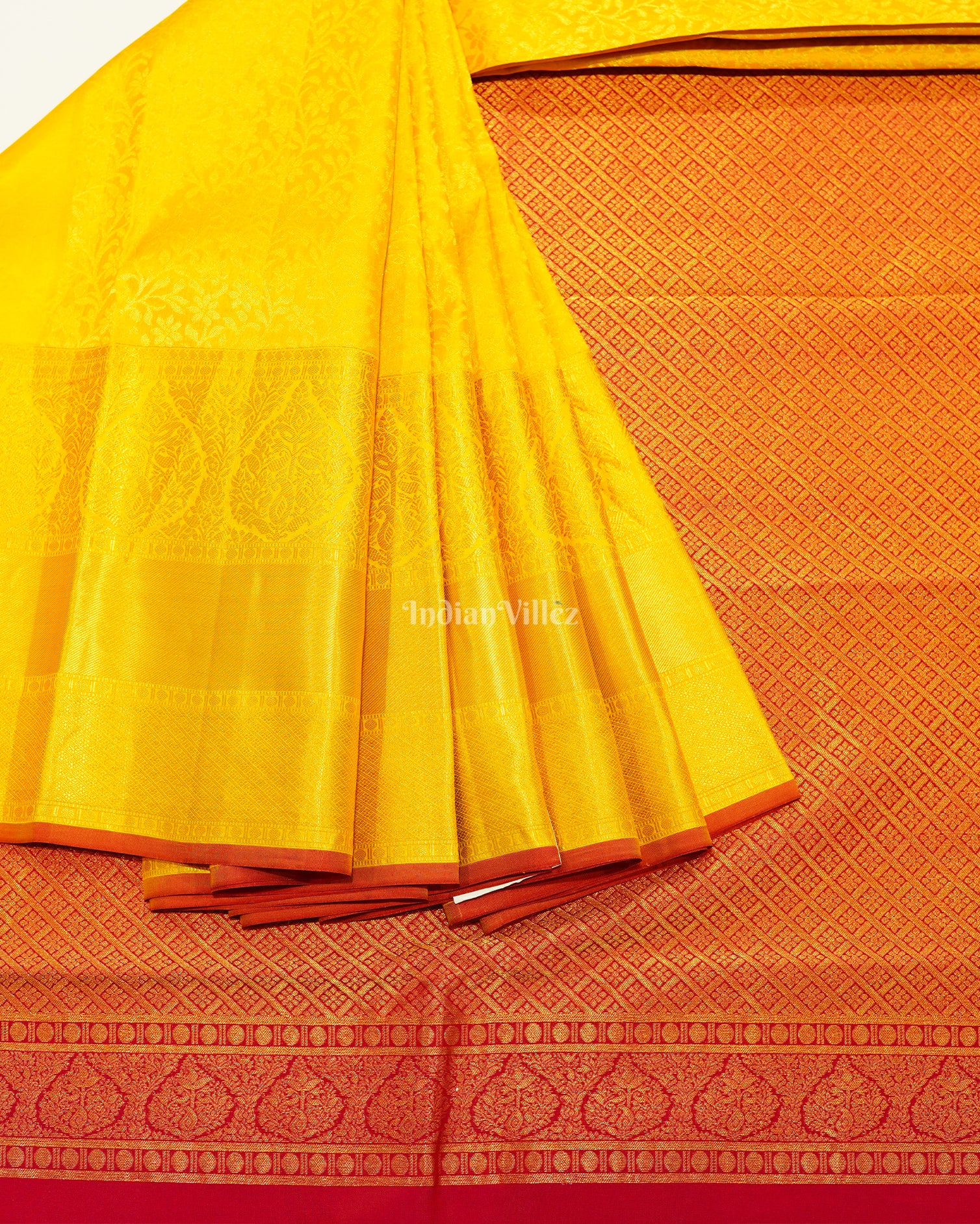 Golden Yellow Flower Motif Pure Kanjivaram Silk Saree