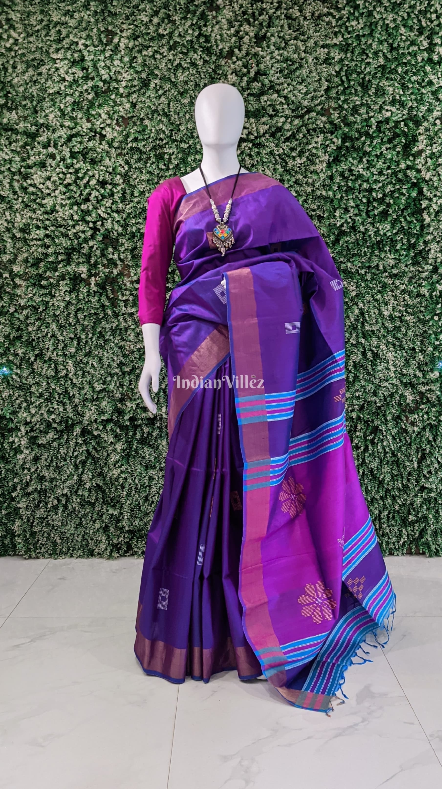 Violet Magenta Handloom Soft Silk Saree