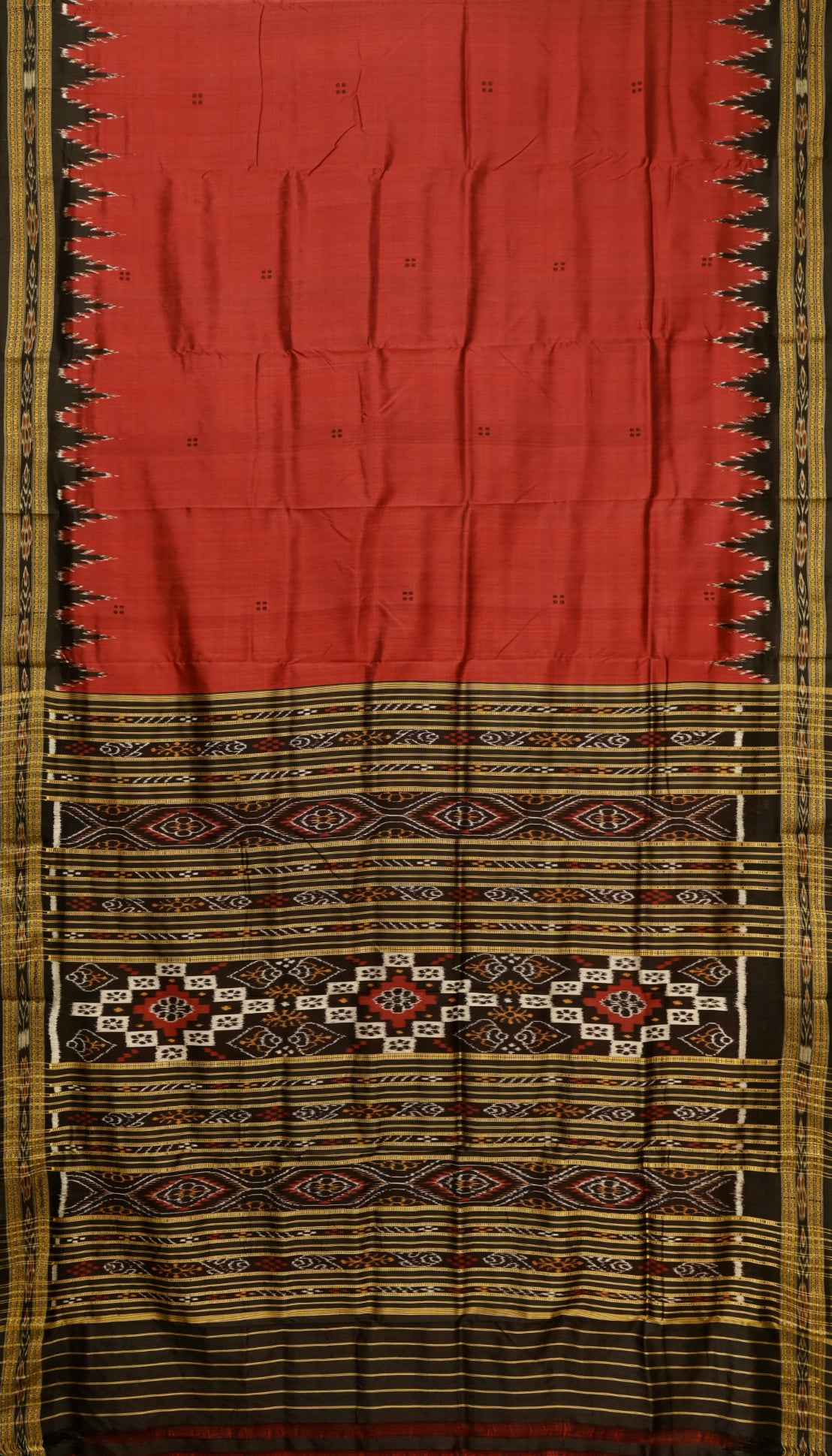 Red Phoda Kumbha Design Odisha Ikat Khandua Silk Saree