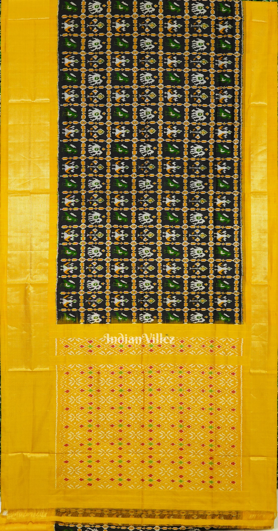 Black Yellow Nature Wildlife Design Pochampally Ikat Silk Saree