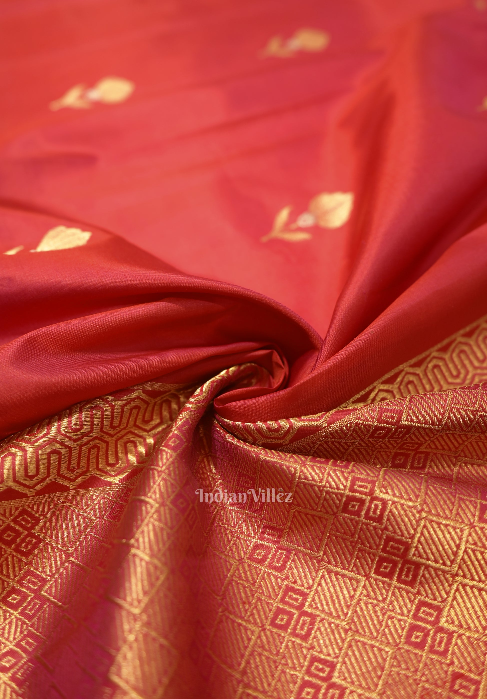 Red Katan Banarasi Silk Saree