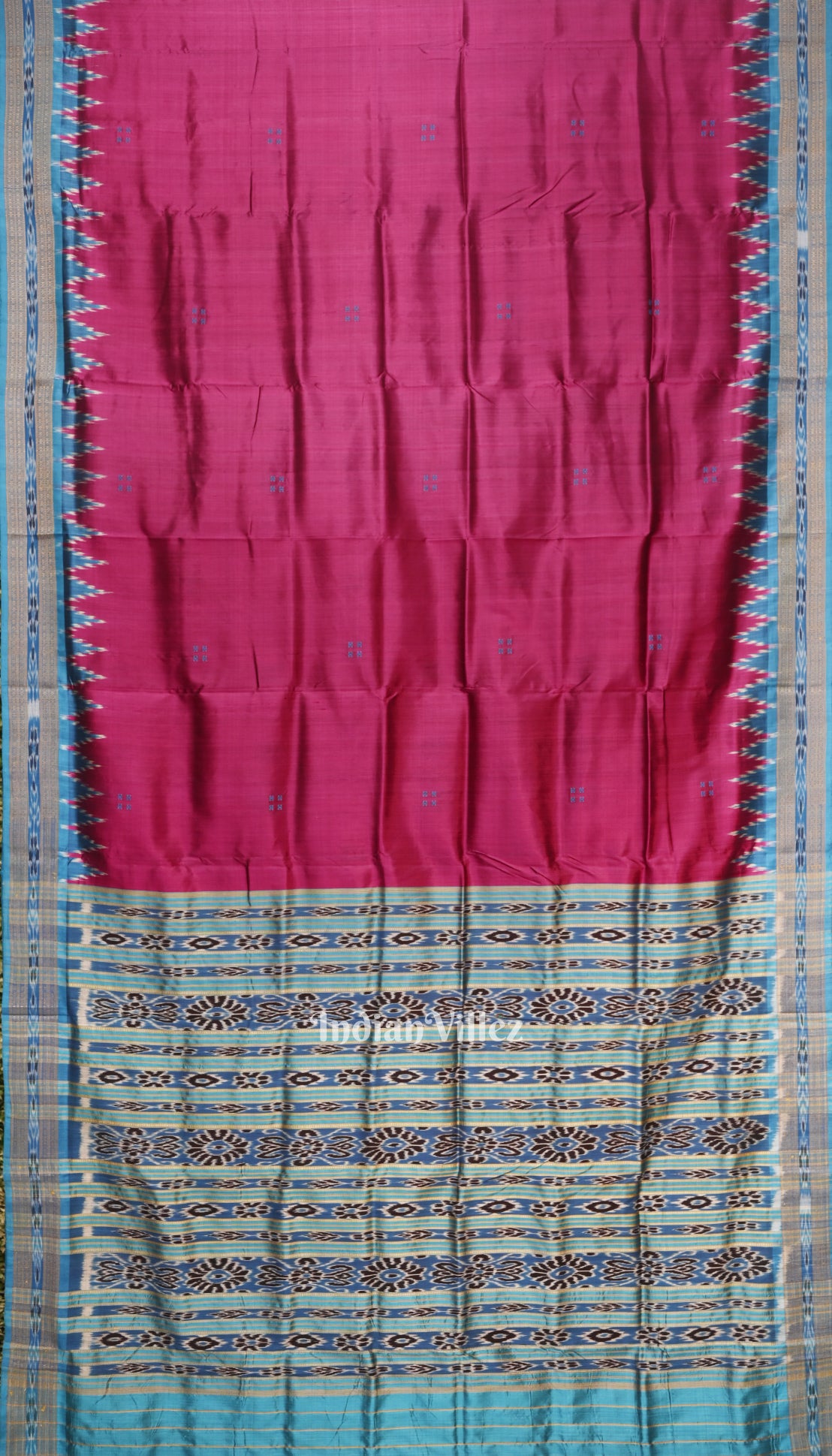 Maroon Phoda Kumbha Butta Design Odisha Ikat Khandua Silk Saree