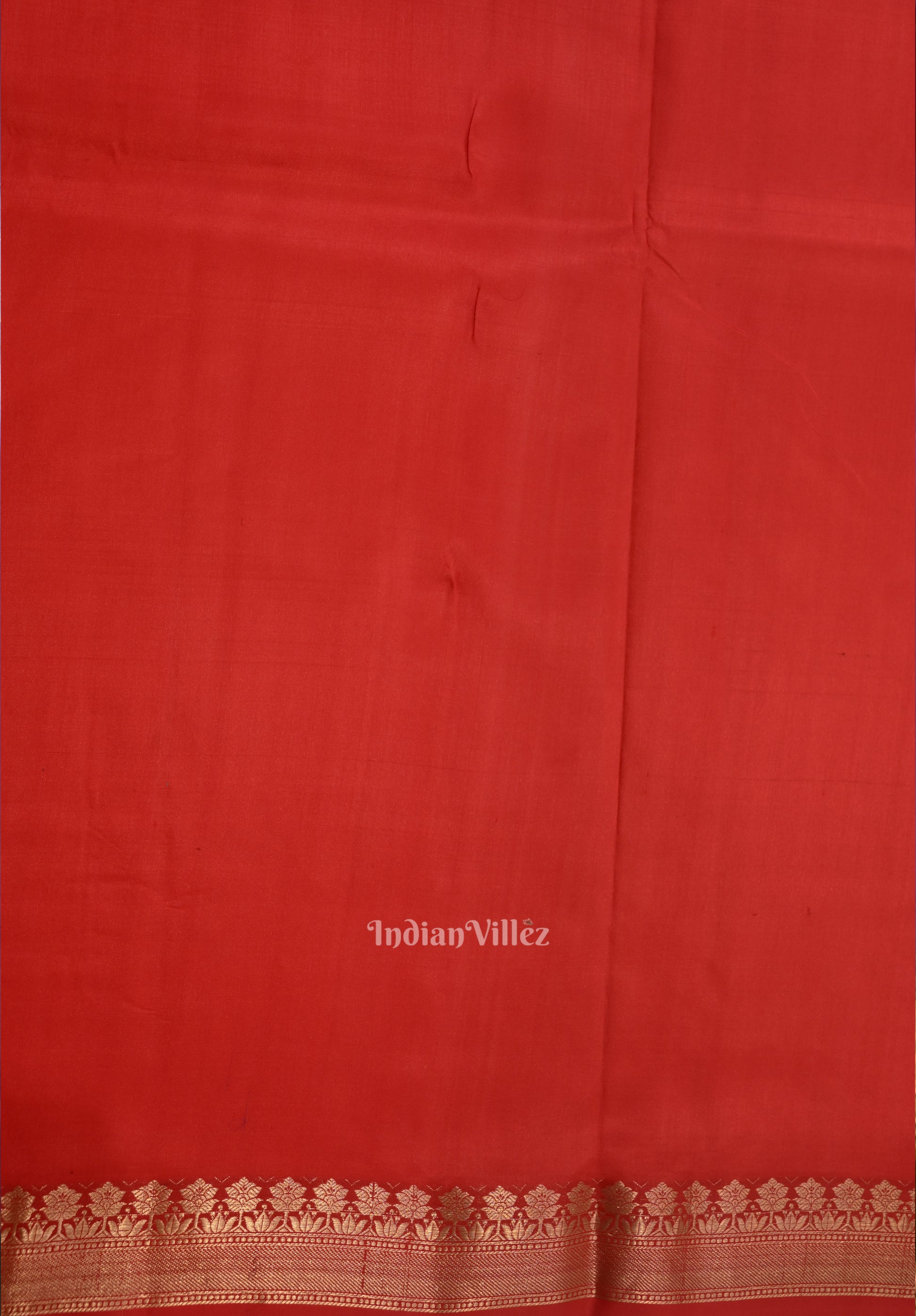 Pure Red Floral Motif Designer Katan Banarasi Silk Saree