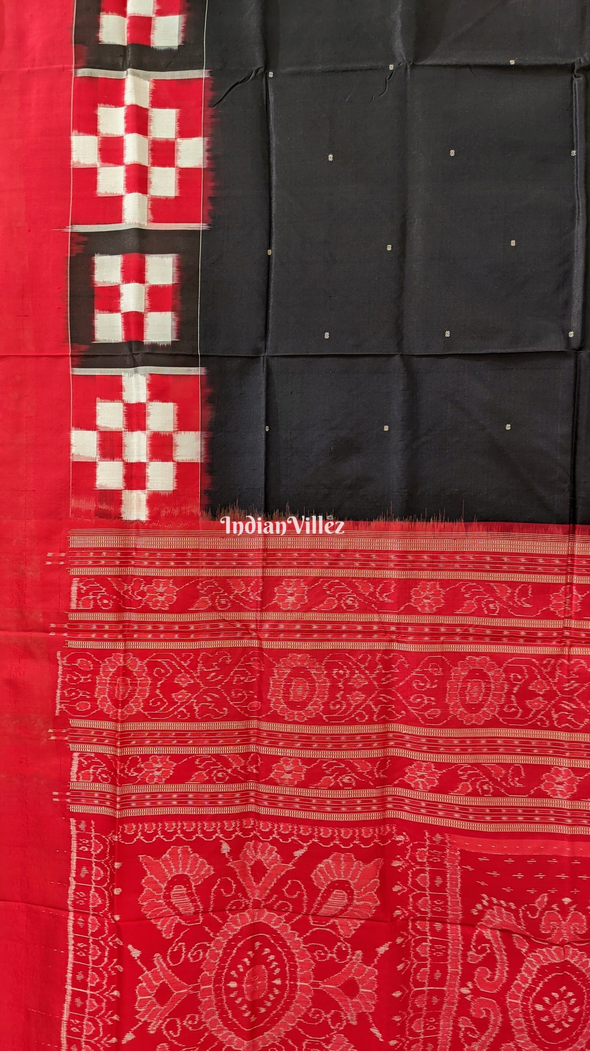 Black Red Jhoti Pasapali Theme Sambalpuri Ikat Bomkai Silk Saree