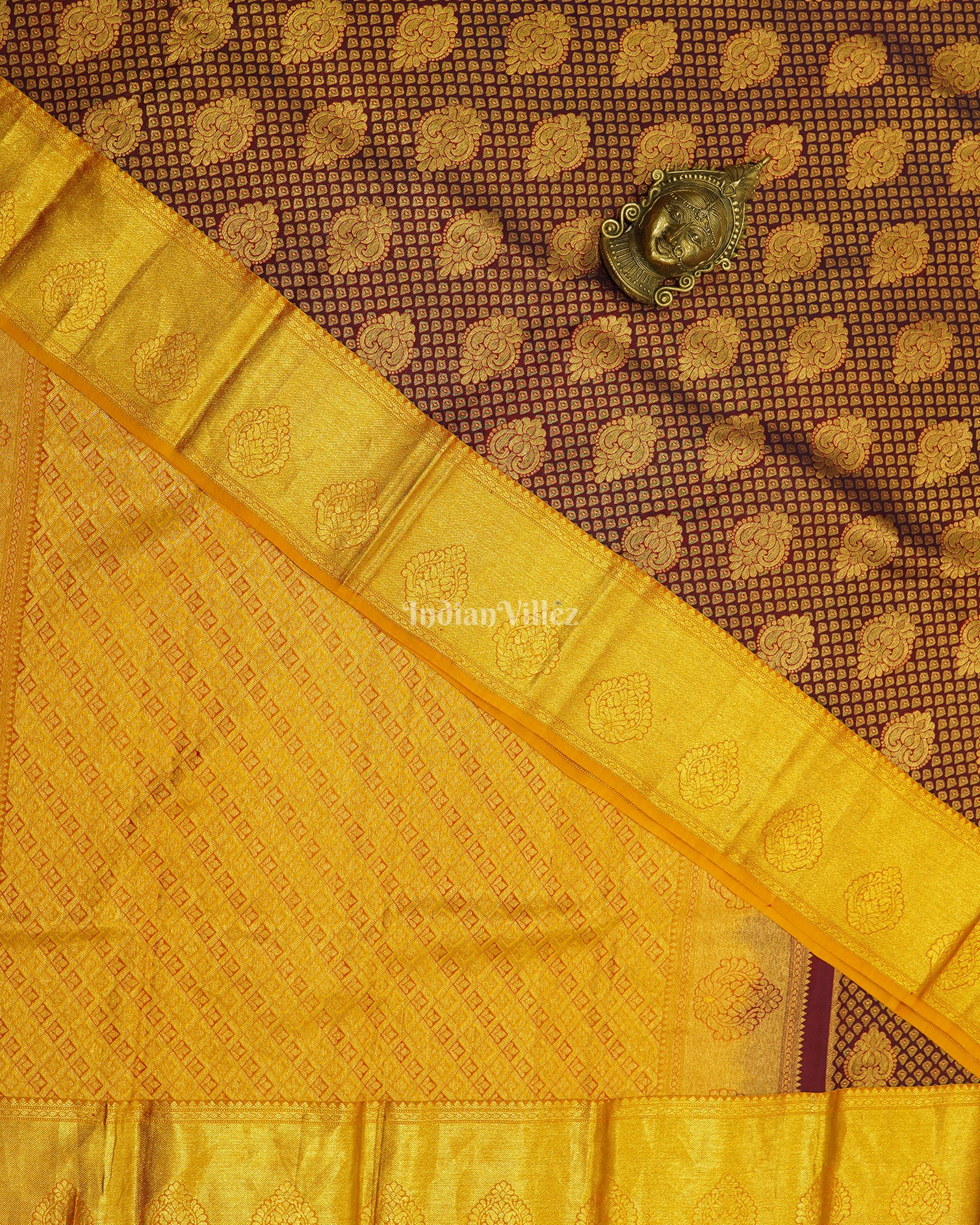 Maroon Golden Diamond Pure Kanjivaram Silk Saree