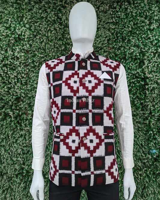 White Maroon Pasapali Odisha Ikat Cotton Half Bandi Jacket for Men