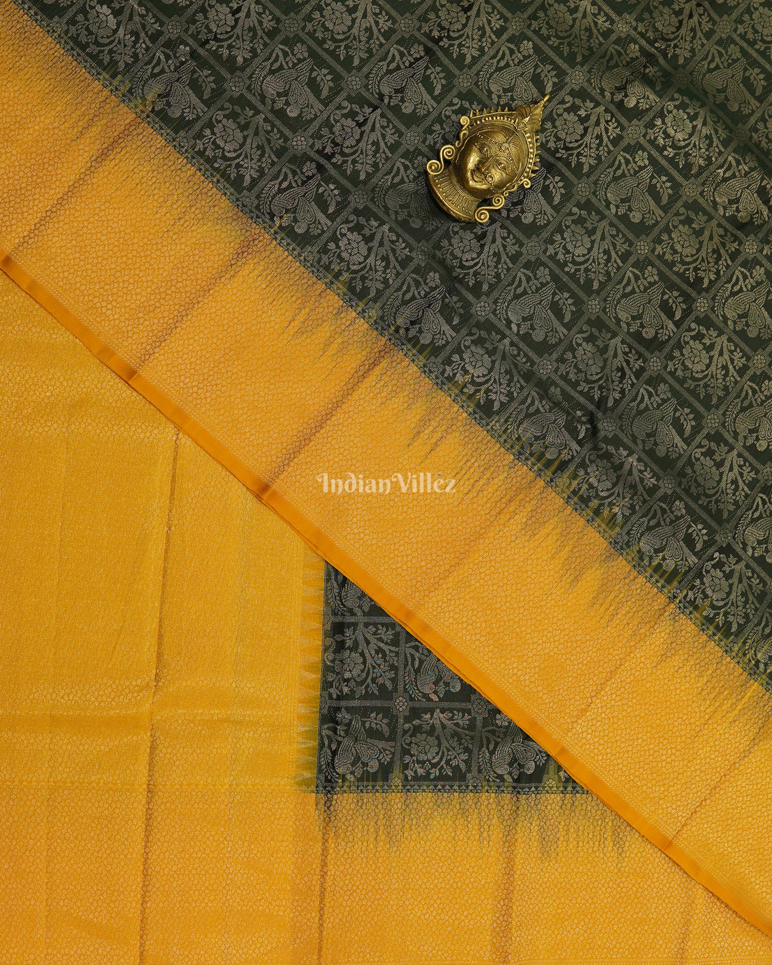 Bottle Green Pure Kanjivaram Silk Saree