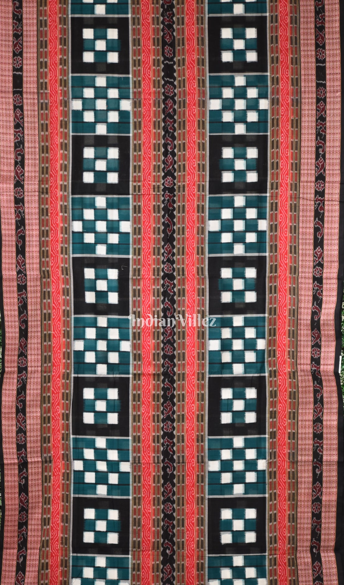 Green White Odisha Ikat Pasapali Bichitrapuri Cotton Saree 