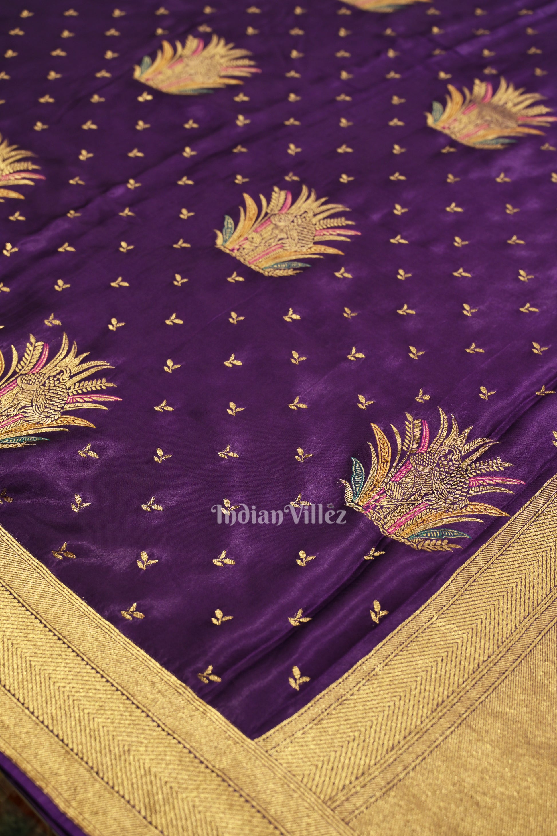 Violet with Golden Border Mashru Satin Silk Banarasi Saree