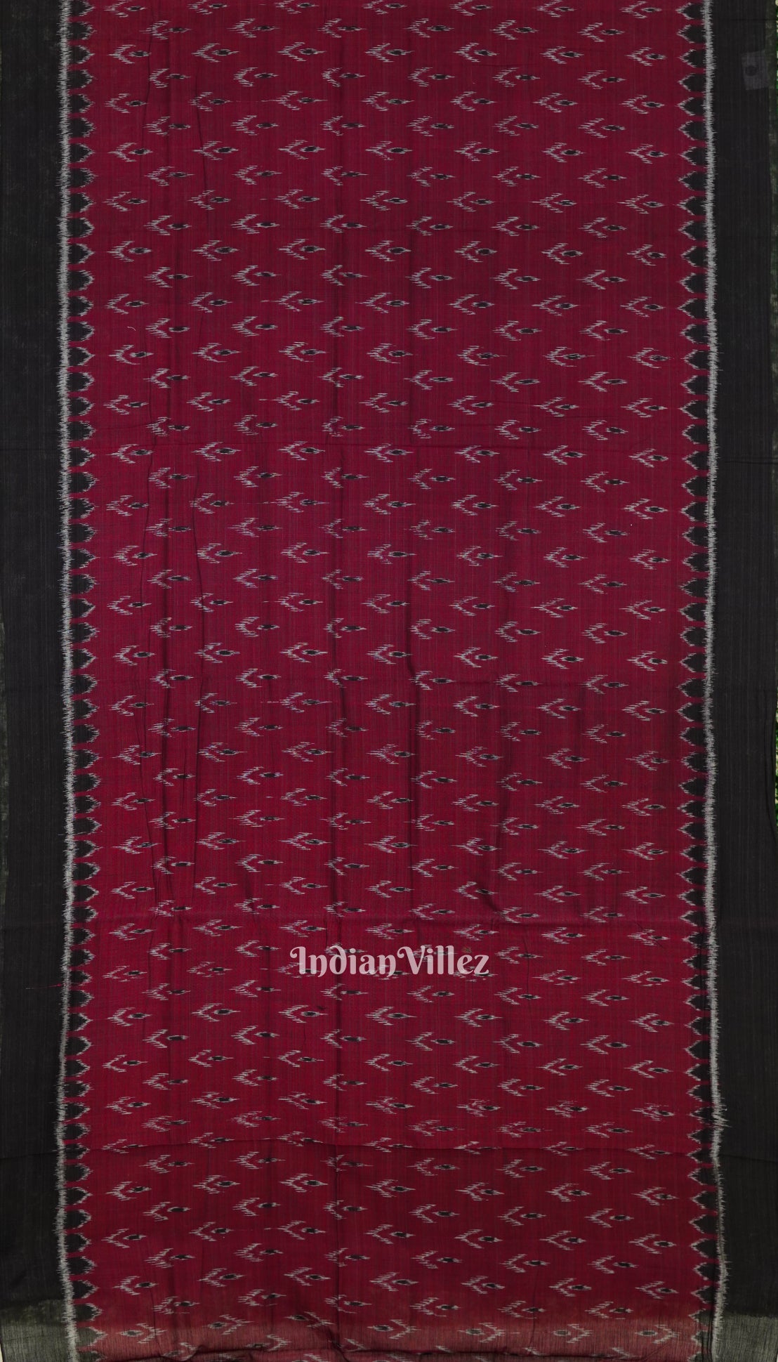 Maroon Maniabandha Mayur Chandrika Design Cotton Saree