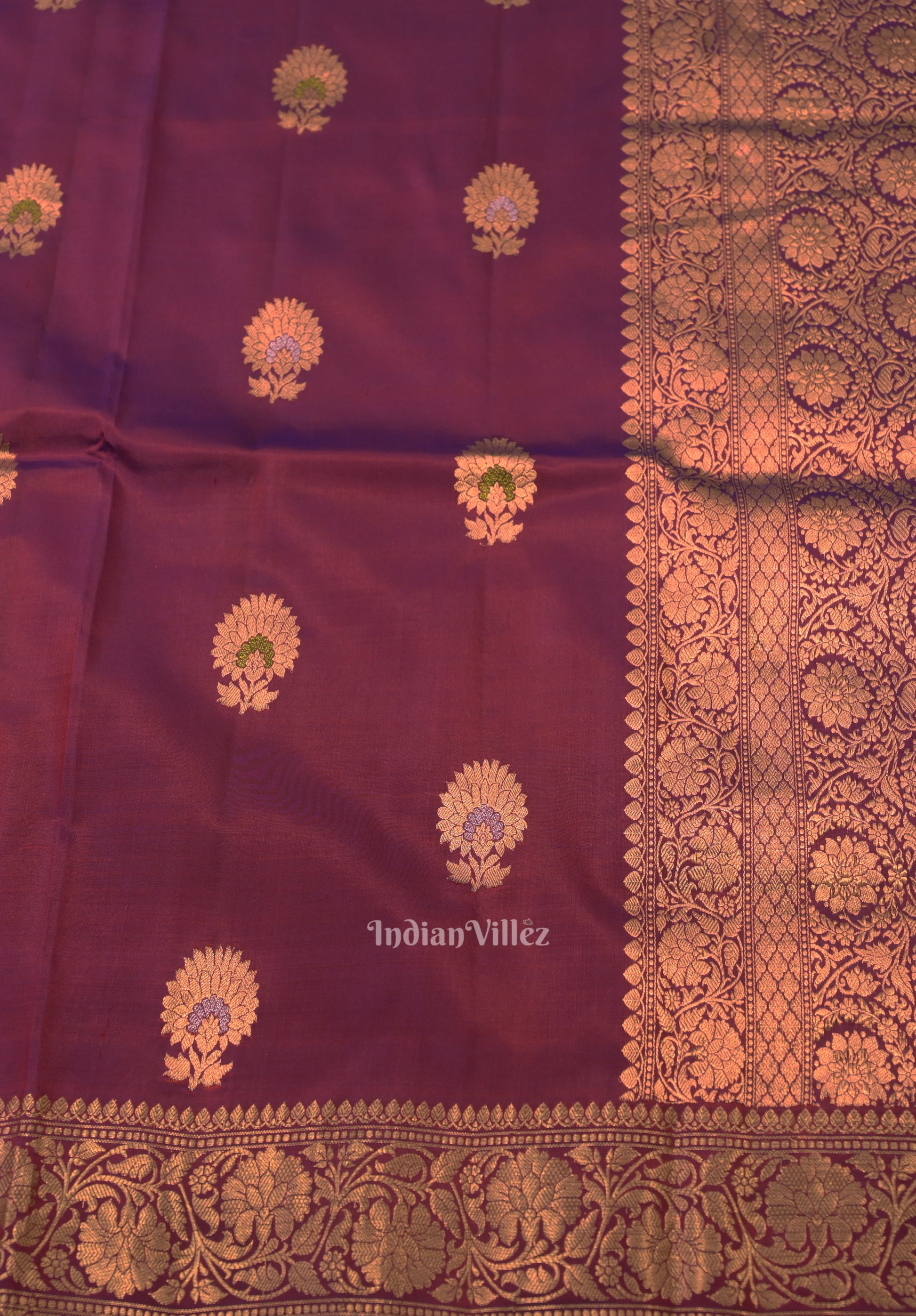 Purple Dual Tone Floral Motif Designer Katan Banarasi Silk Saree