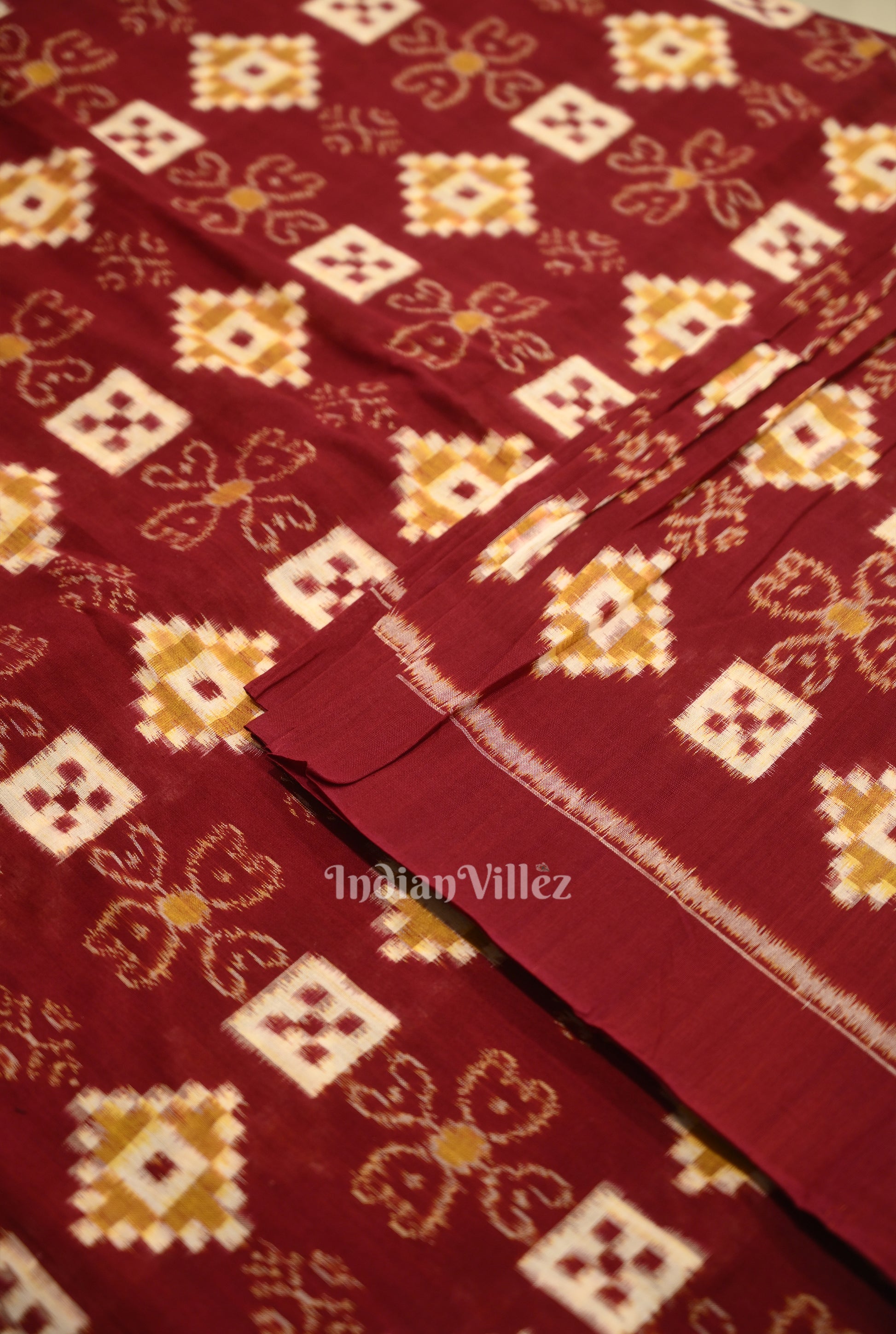 Maroon Pasapalli Motif Odisha Ikat Sambalpuri Cotton Fabric