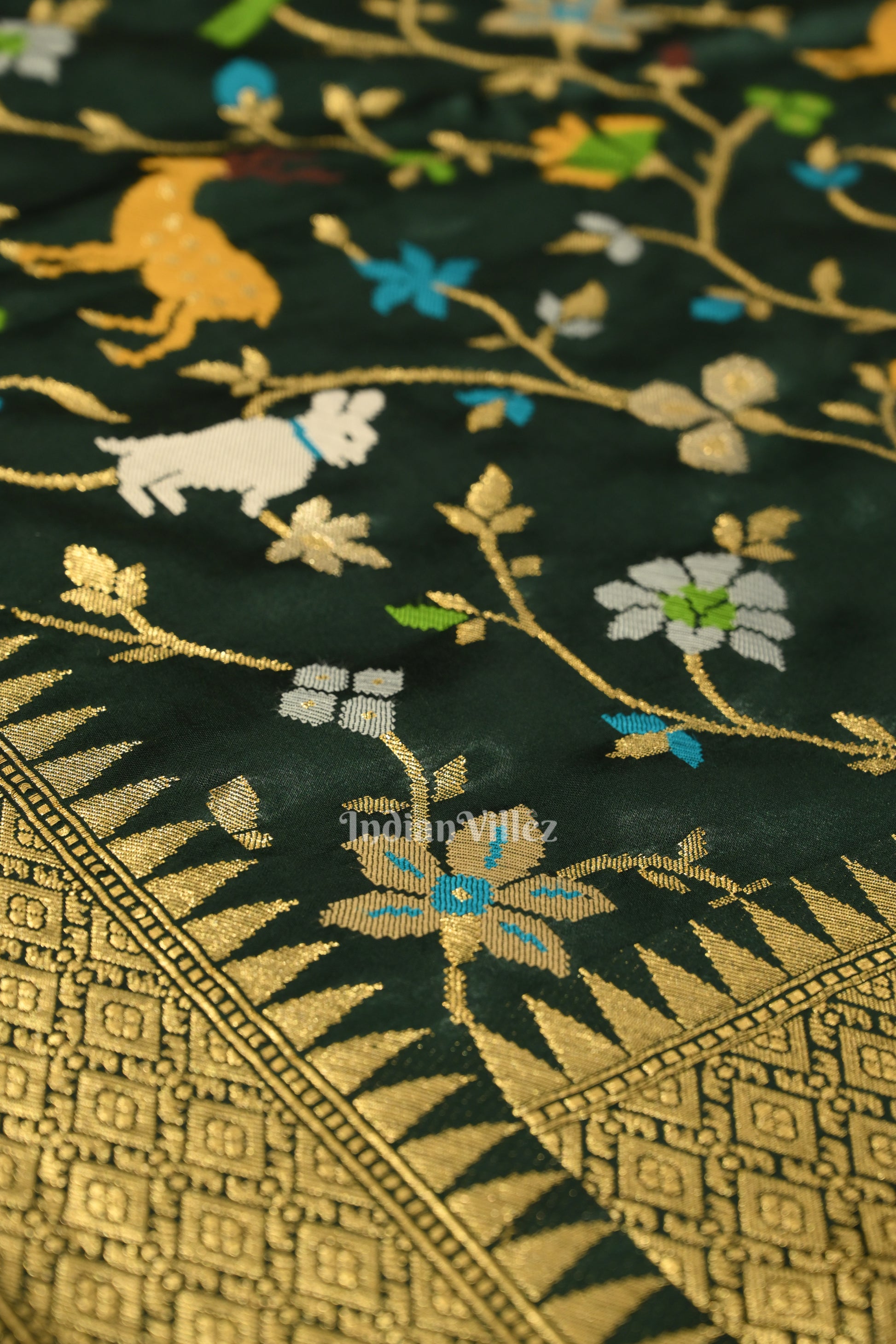 Dark Green with Golden Border Tussar Banarasi Handloom Silk Saree 