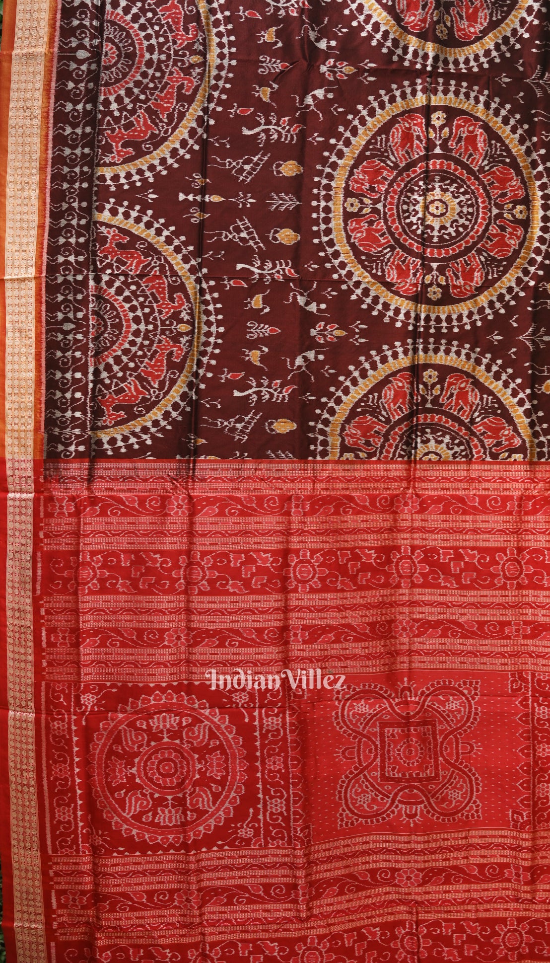 Maroon Dual Tone Tribal Theme Sambalpuri Silk Saree