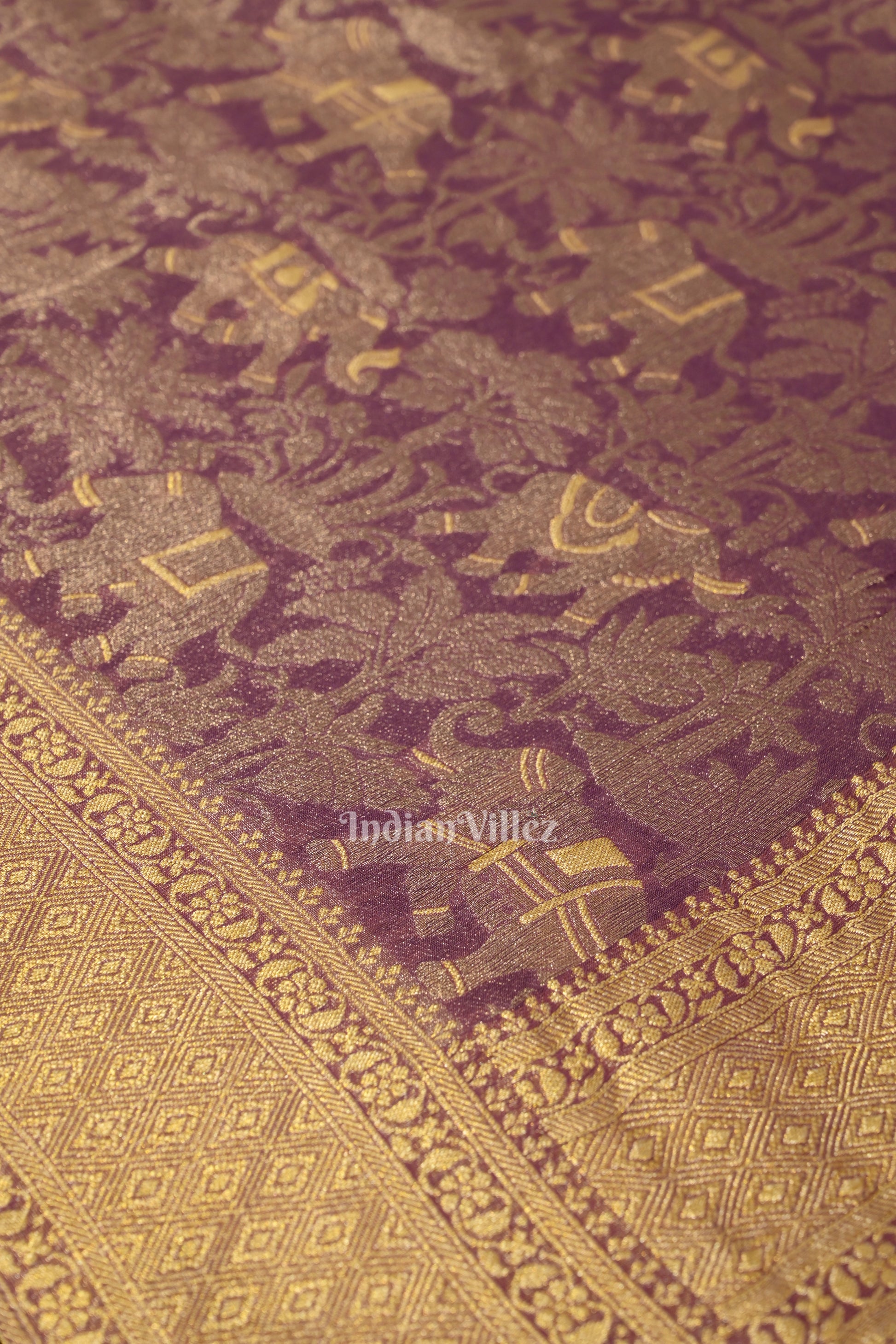 Woven Golden Border Lavender Purple Tissue Banarasi Silk Saree