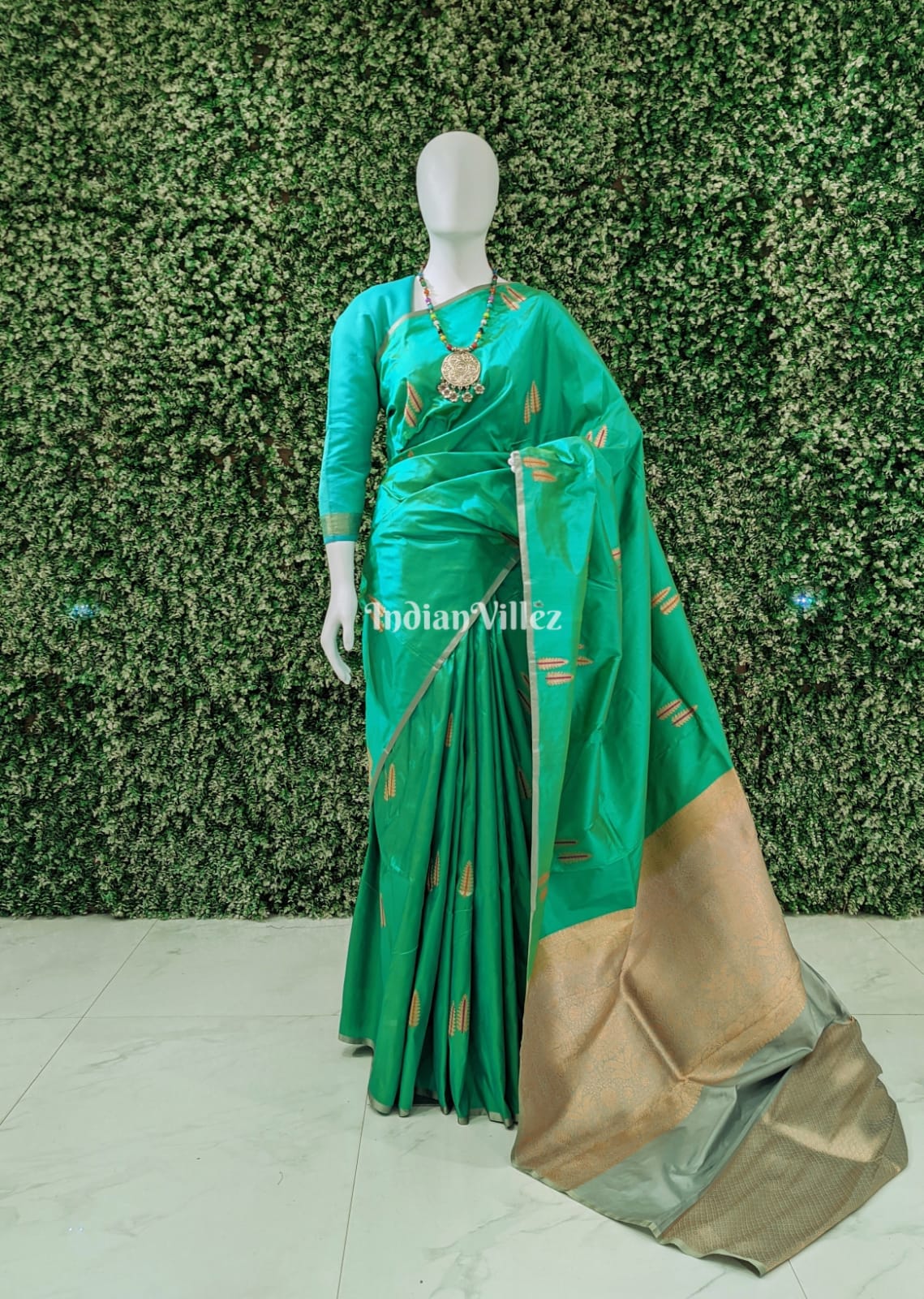 Rama Green Designer Banarasi Katan Silk Saree