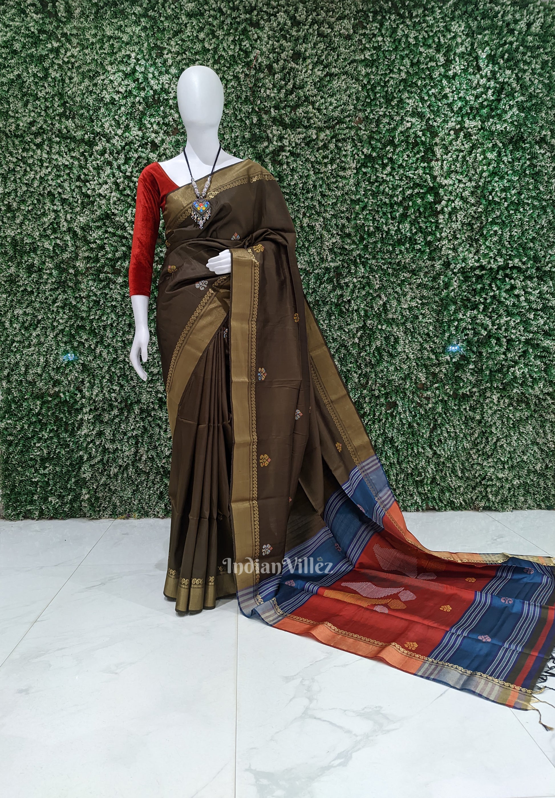 Musk Green With Red Dual Tone Pure South Soft Silk Saree