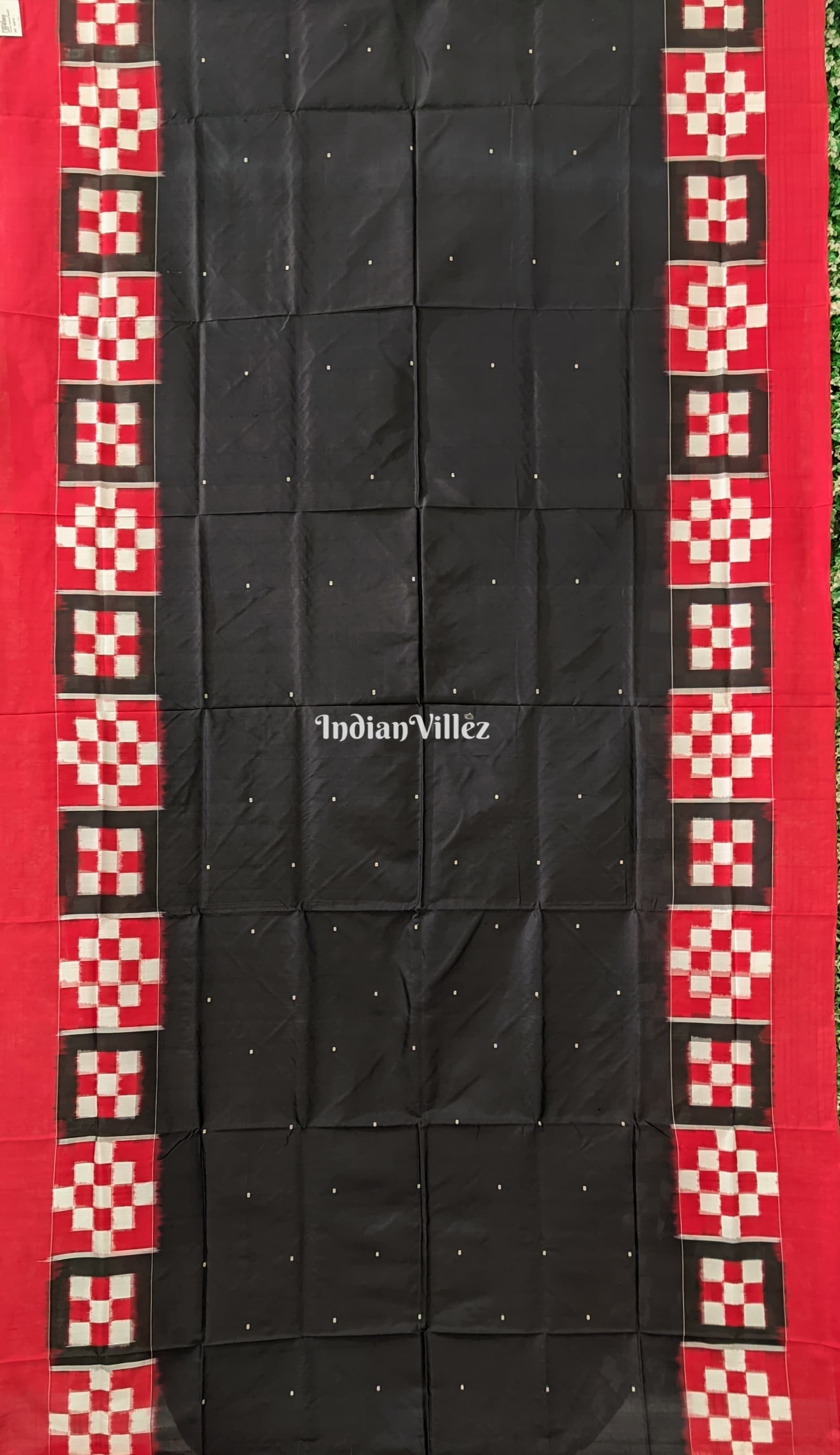 Black Red Jhoti Pasapali Theme Sambalpuri Ikat Bomkai Silk Saree