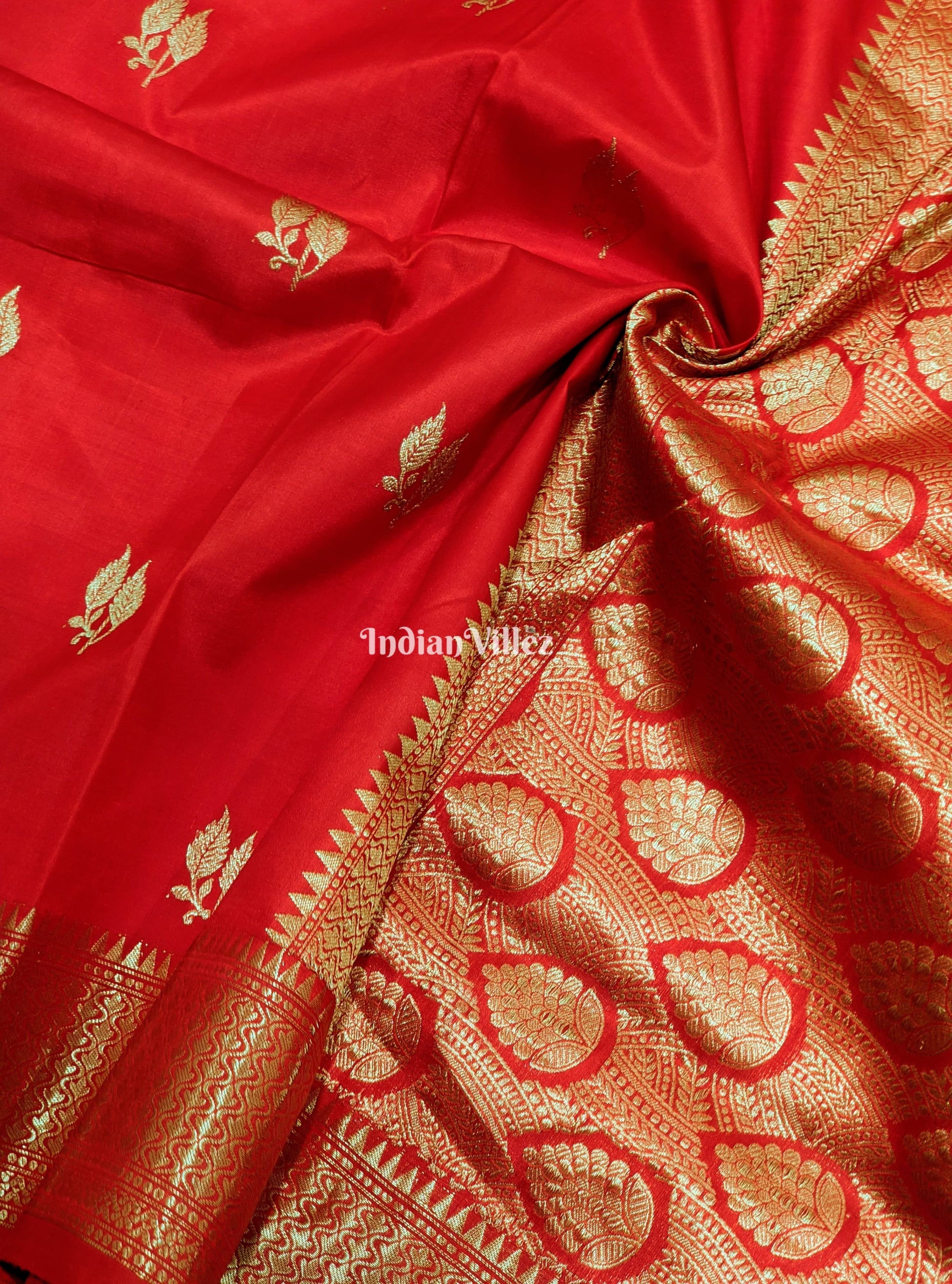 Red Leaf Motif Designer Katan Silk Banarasi Saree