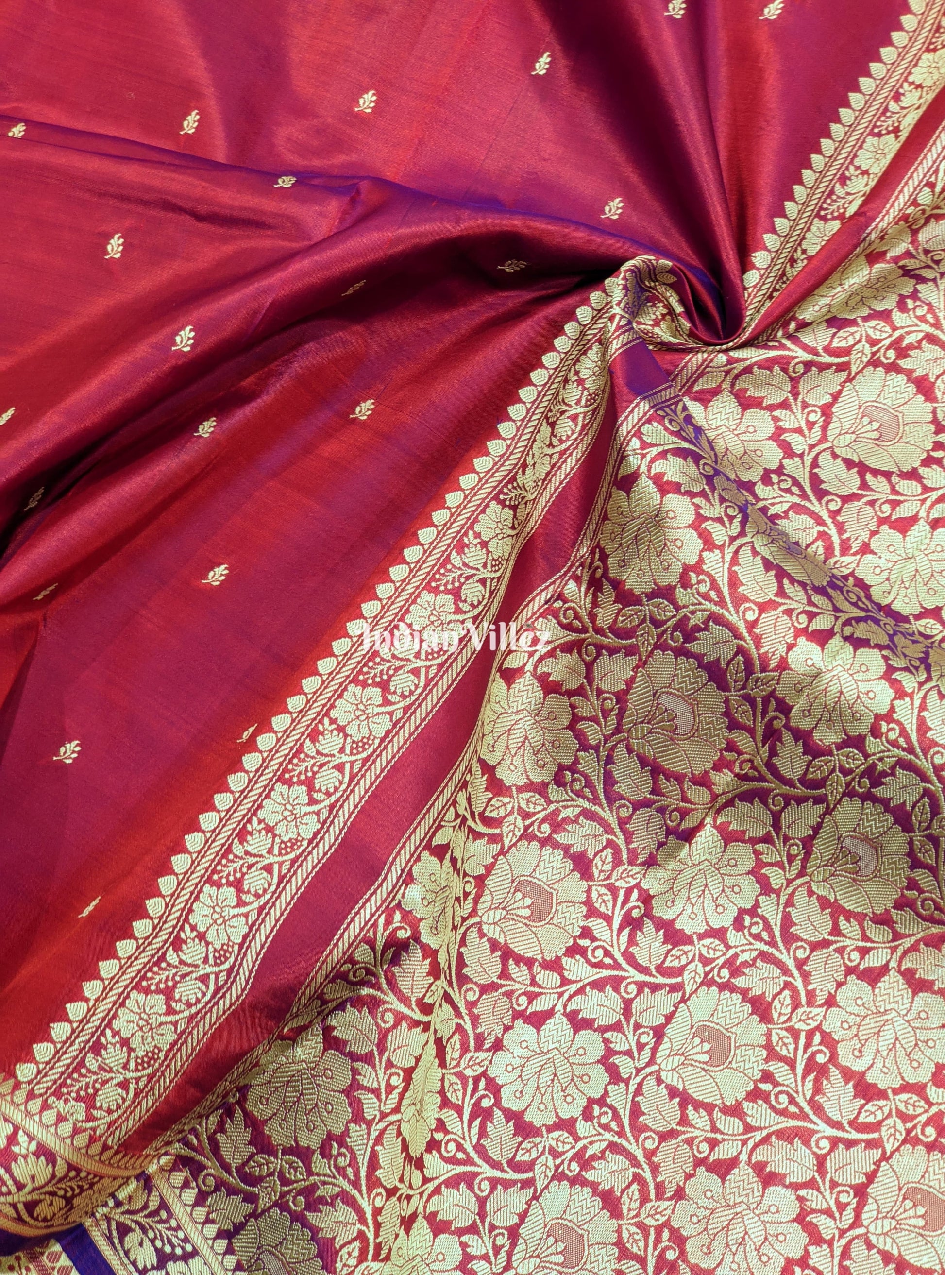 Red Violet Dual Tone Katan Silk Banarasi Saree