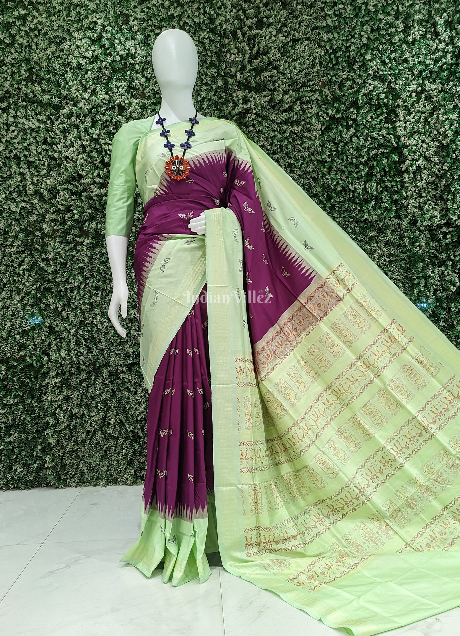 Maroon With Light Green Sambalpuri Bomkai Silk Saree