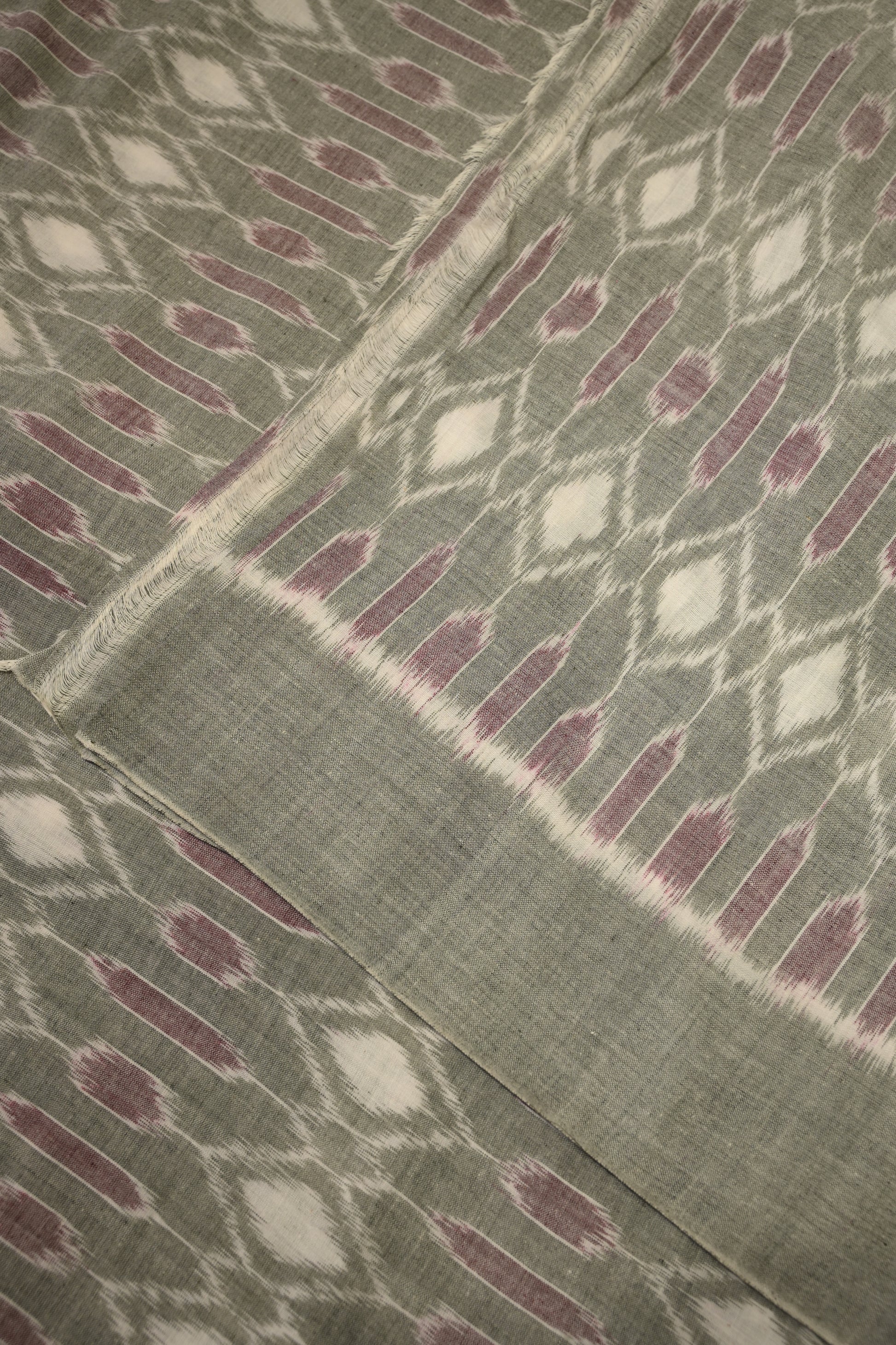 Off White Sambalpuri ikat Cotton Fabric 