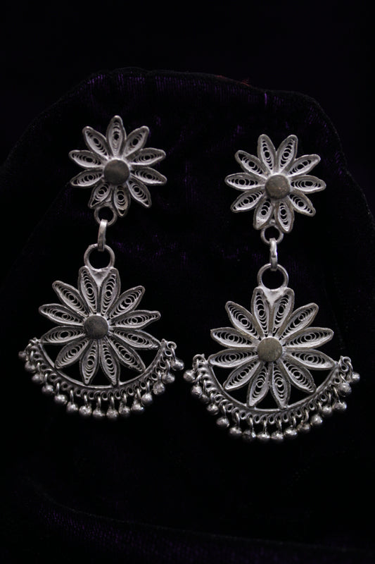 Floral Silver Filigree With Beads Earring