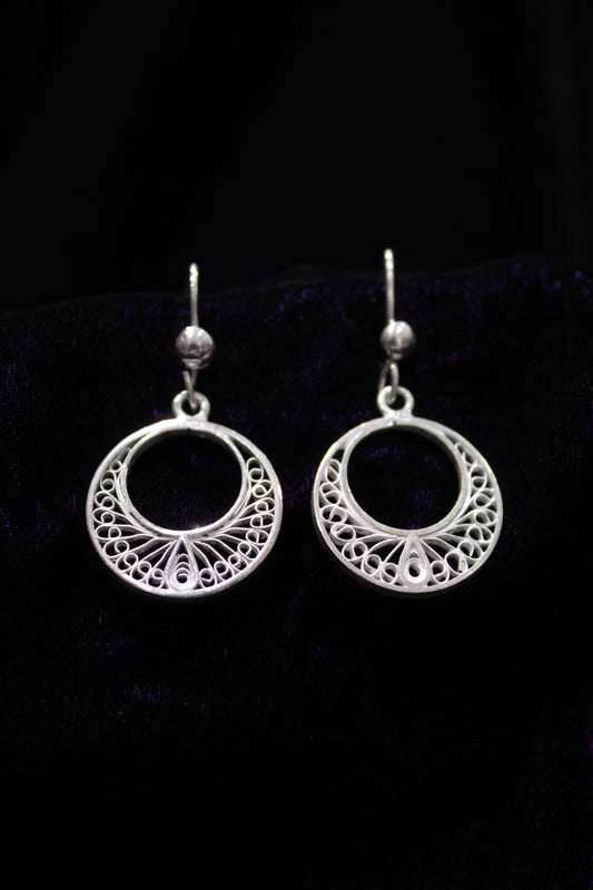 Classic Round Shape Silver Filigree Earring