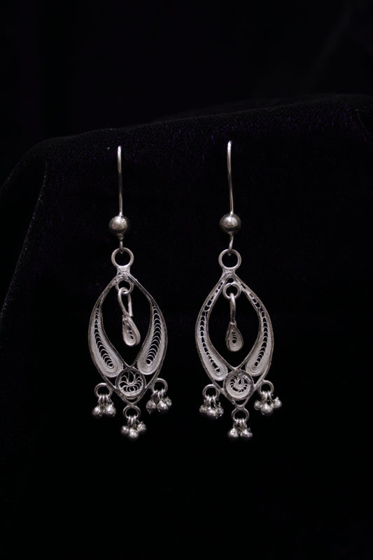 Nacked Eye Designer Silver Filigree Earring Set