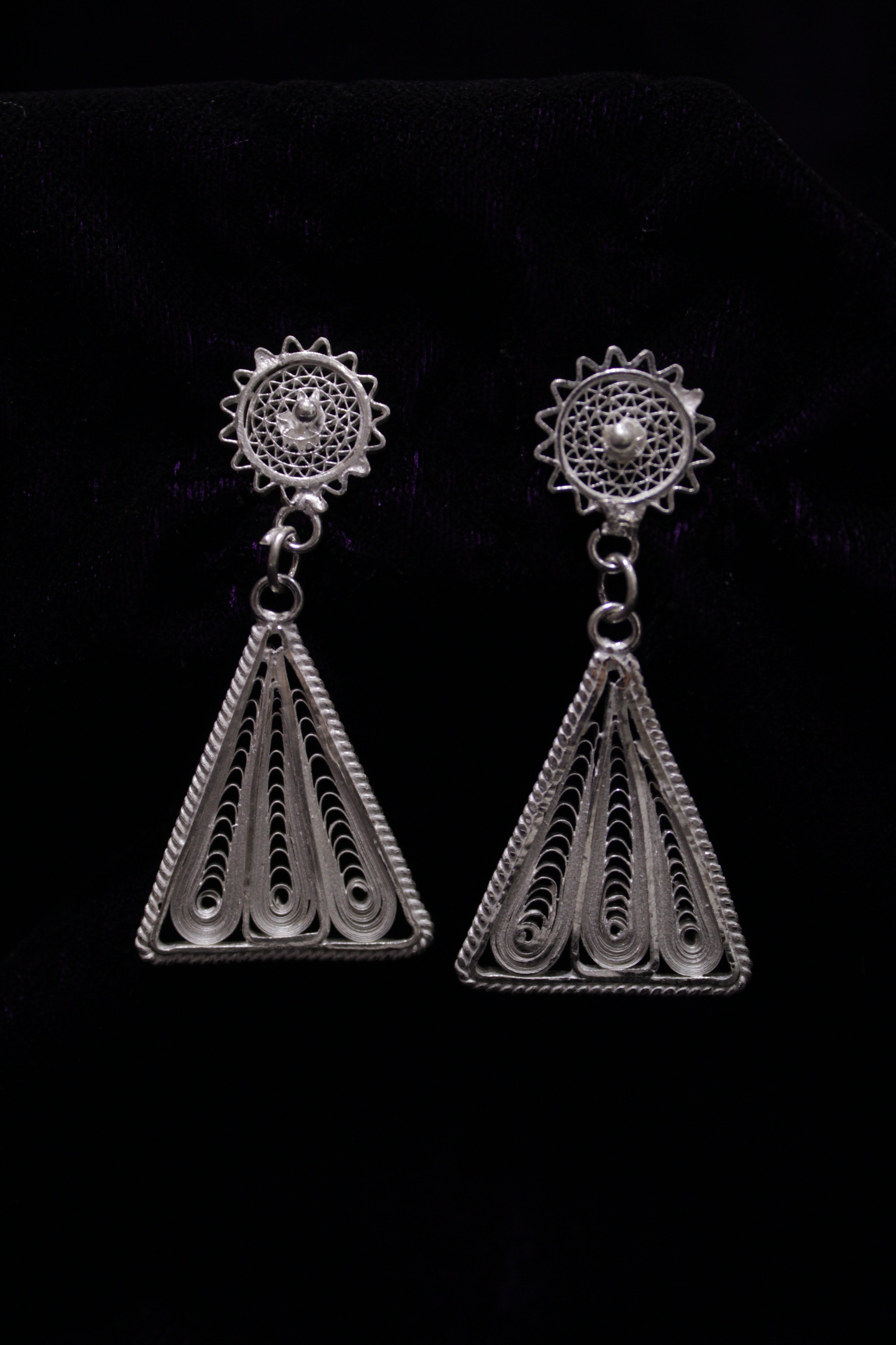 Triangle Designed Silver Filigree Earrings