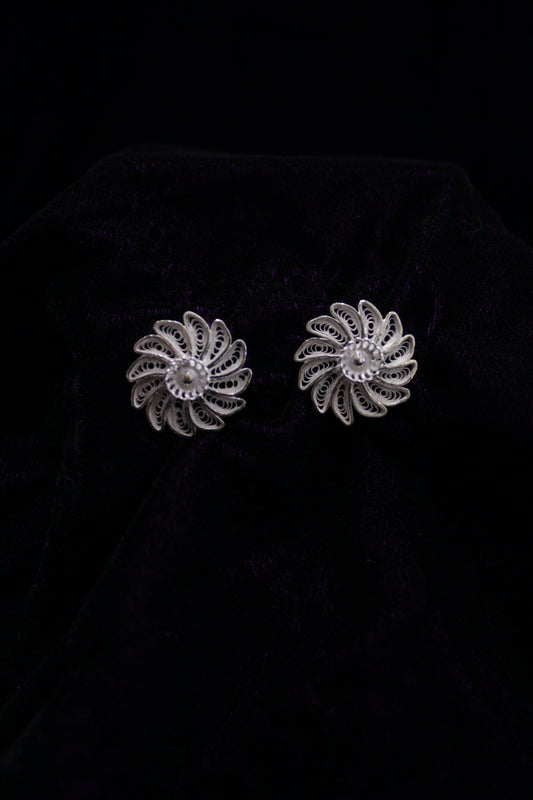 Floral Silver Filigree Earring