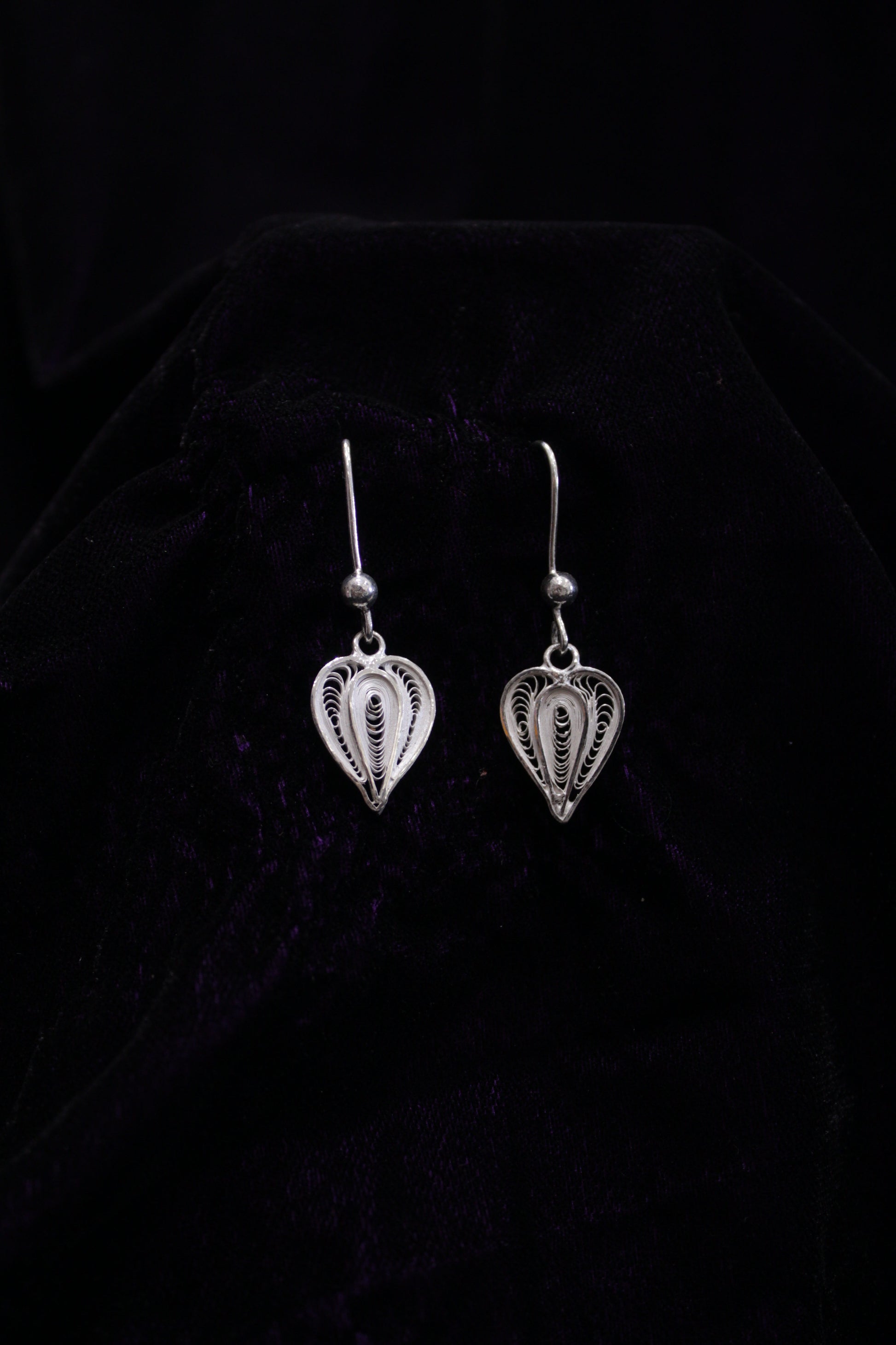 Betel Leaf Shape Silver Filigree Earring Set