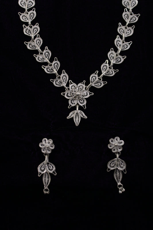 Designer Silver Filigree Necklace With Earring Set