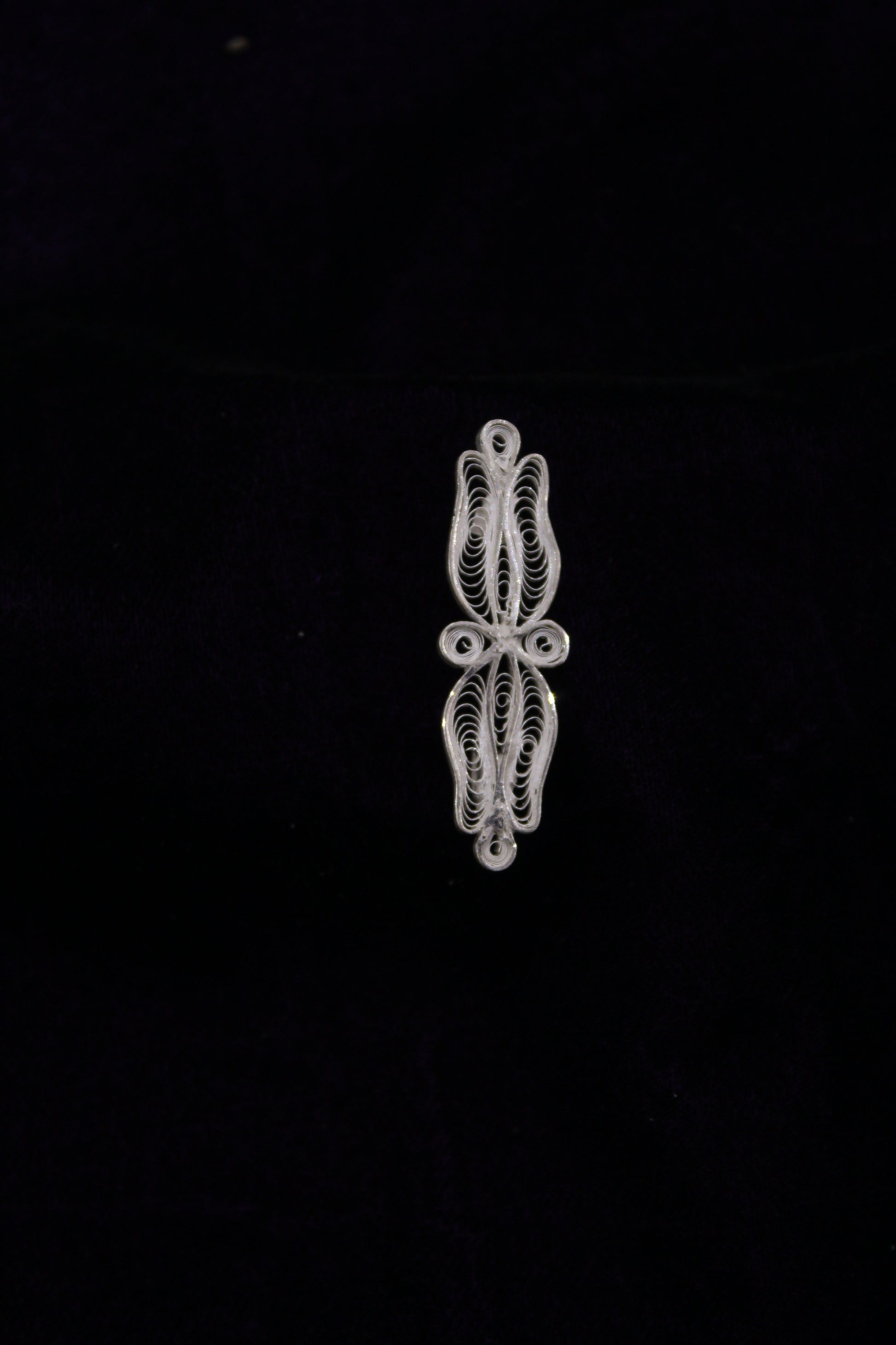 Designer Silver Filigree Saree Pin