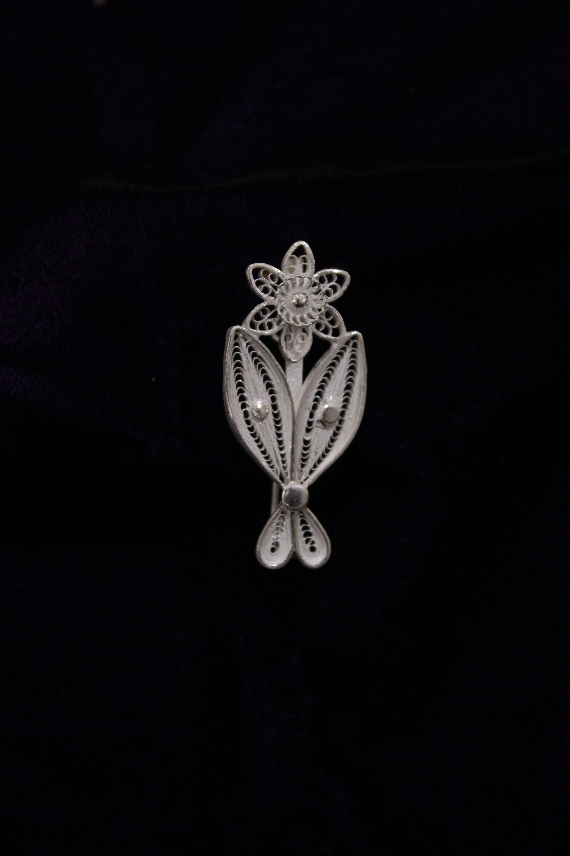 Fish Designer Silver Filigree Saree Pin