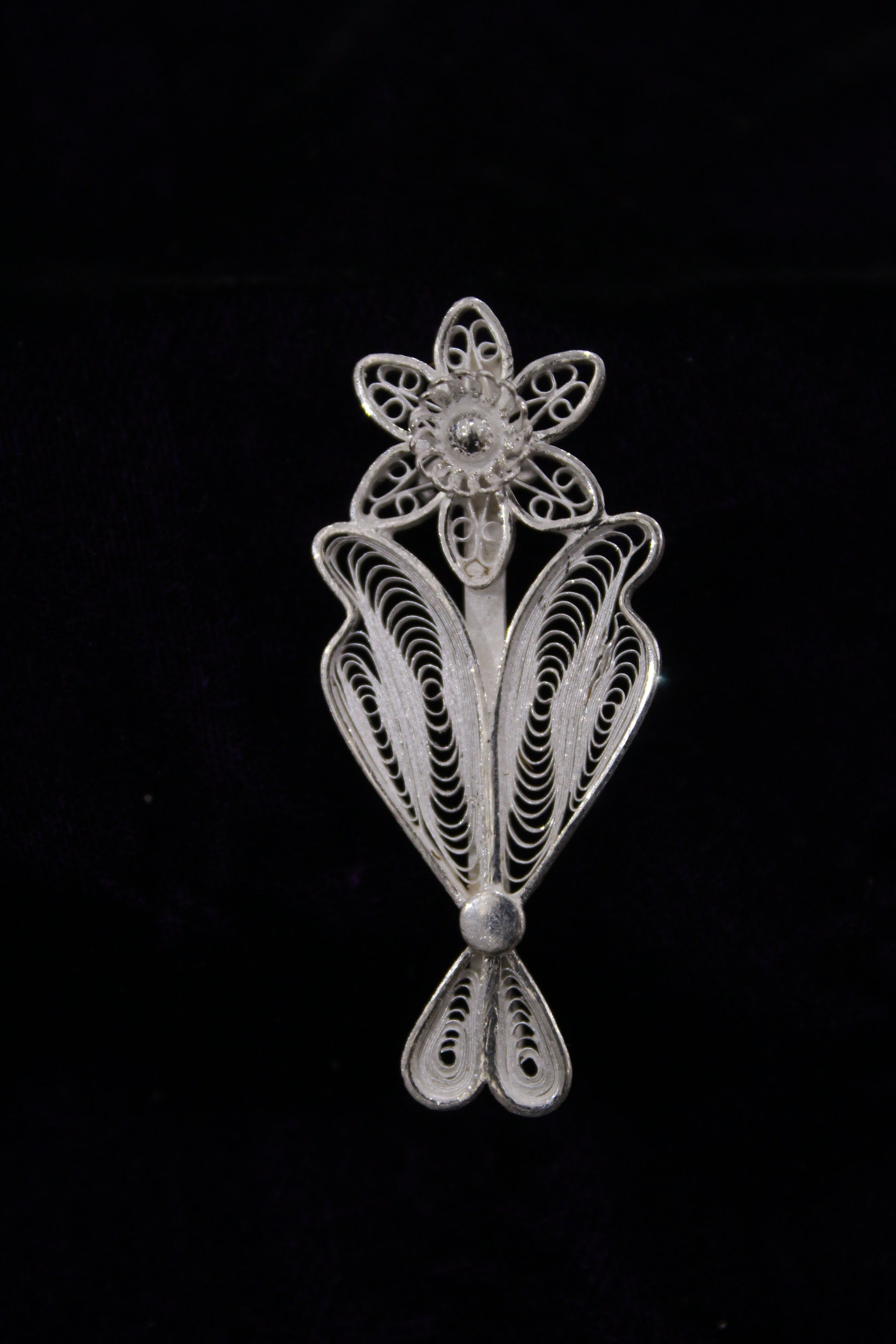 Flower Designer Silver Filigree Saree Pin