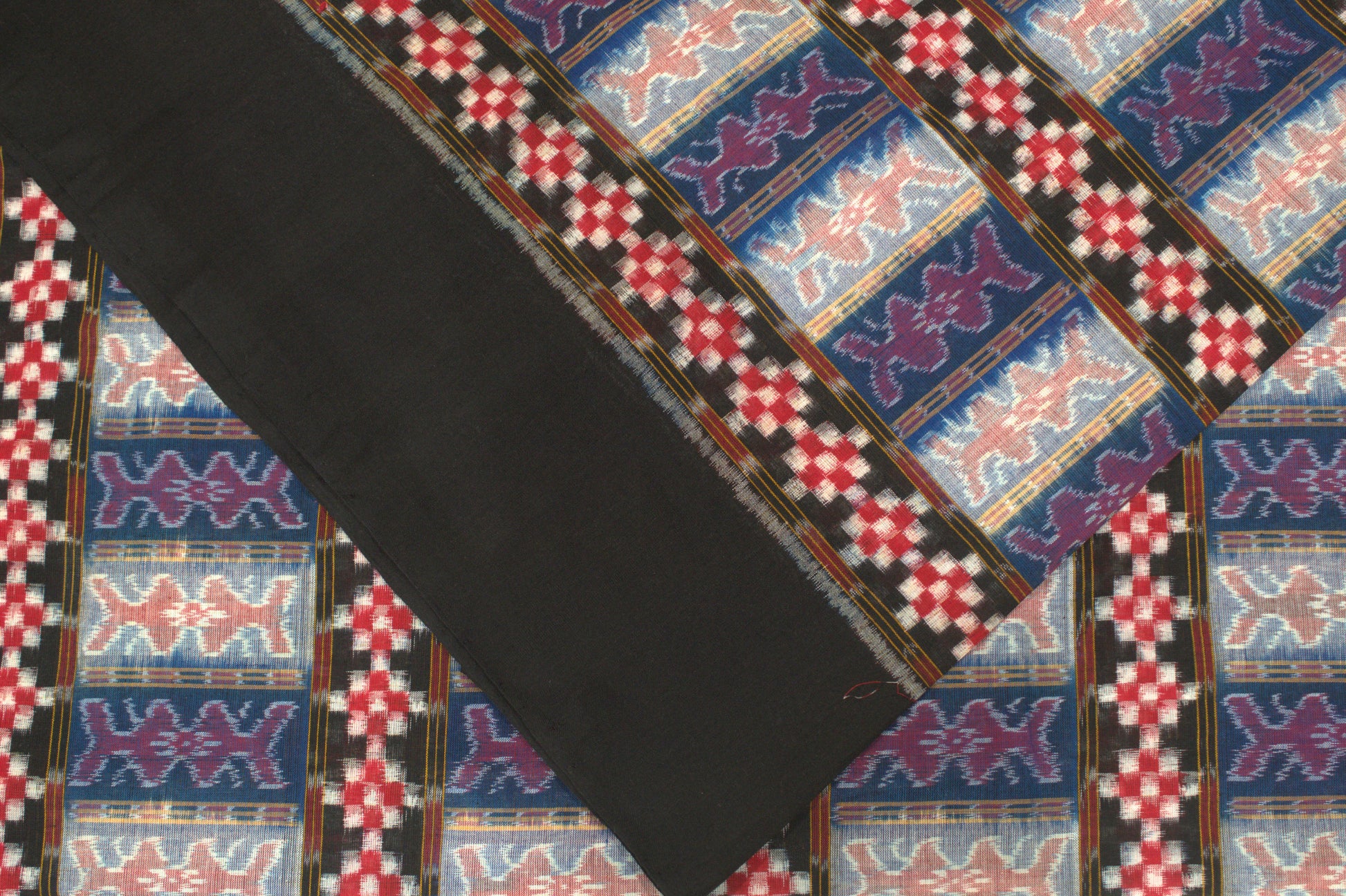 Black Red Pasapali Theme Sambalpuri Ikat Cotton Fabric