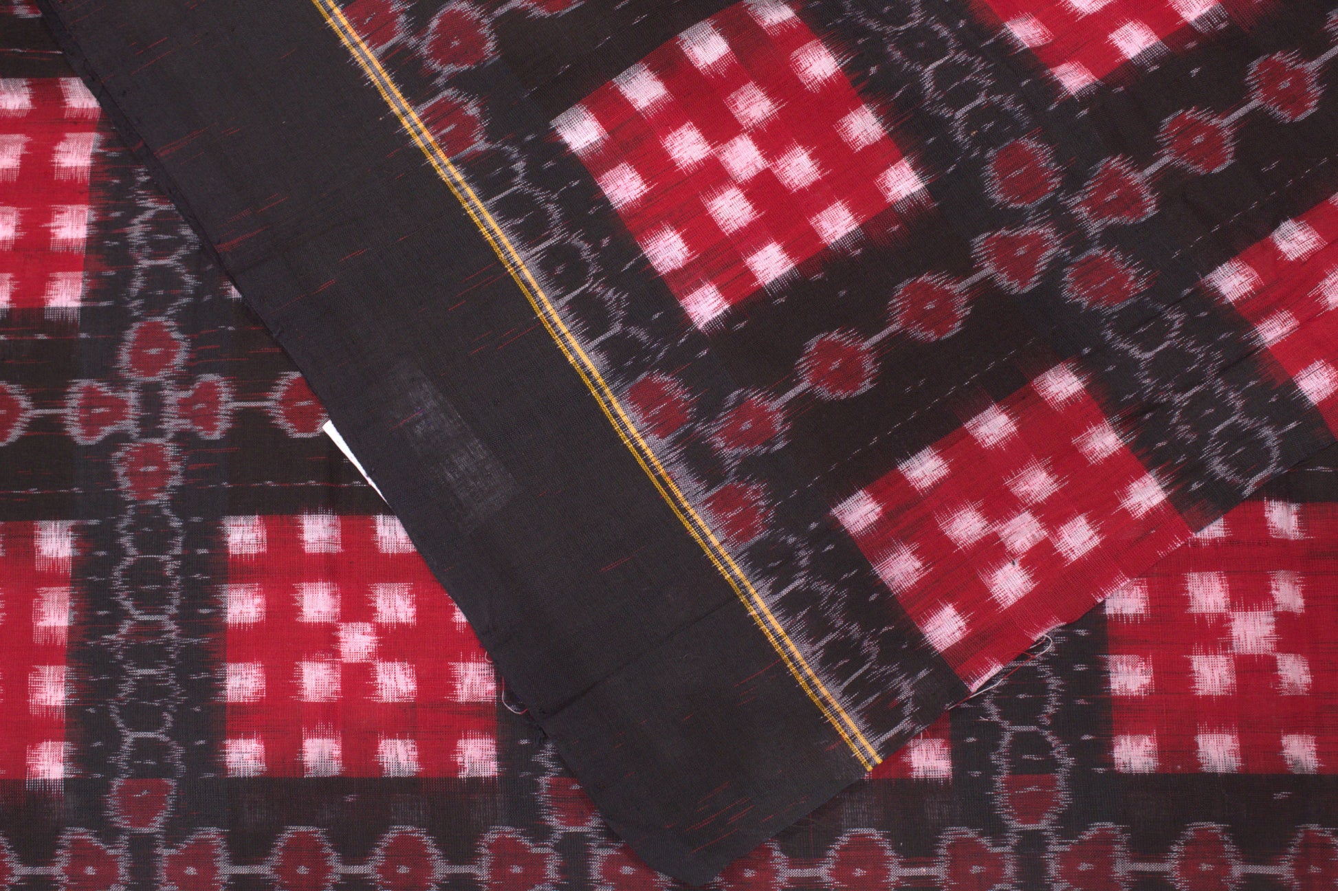 Black Red Pasapali Theme Sambalpuri Ikat Cotton Fabric