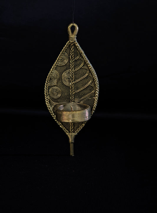 Handmade Dhokra Leaf Candle Stand