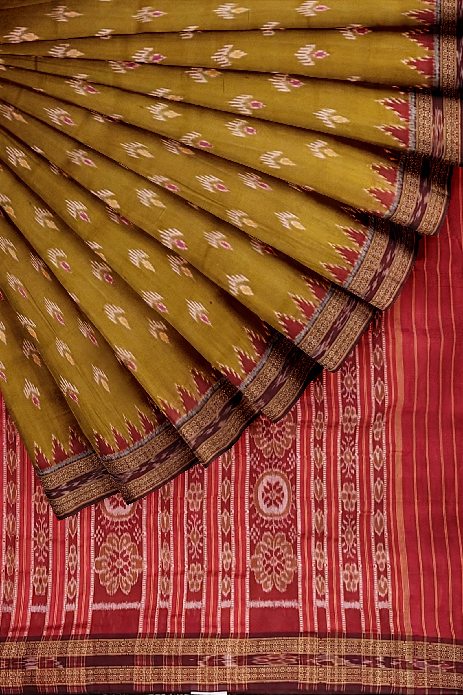 Mehendi Dual Tone Mayur Chandrika Khandua Silk Saree